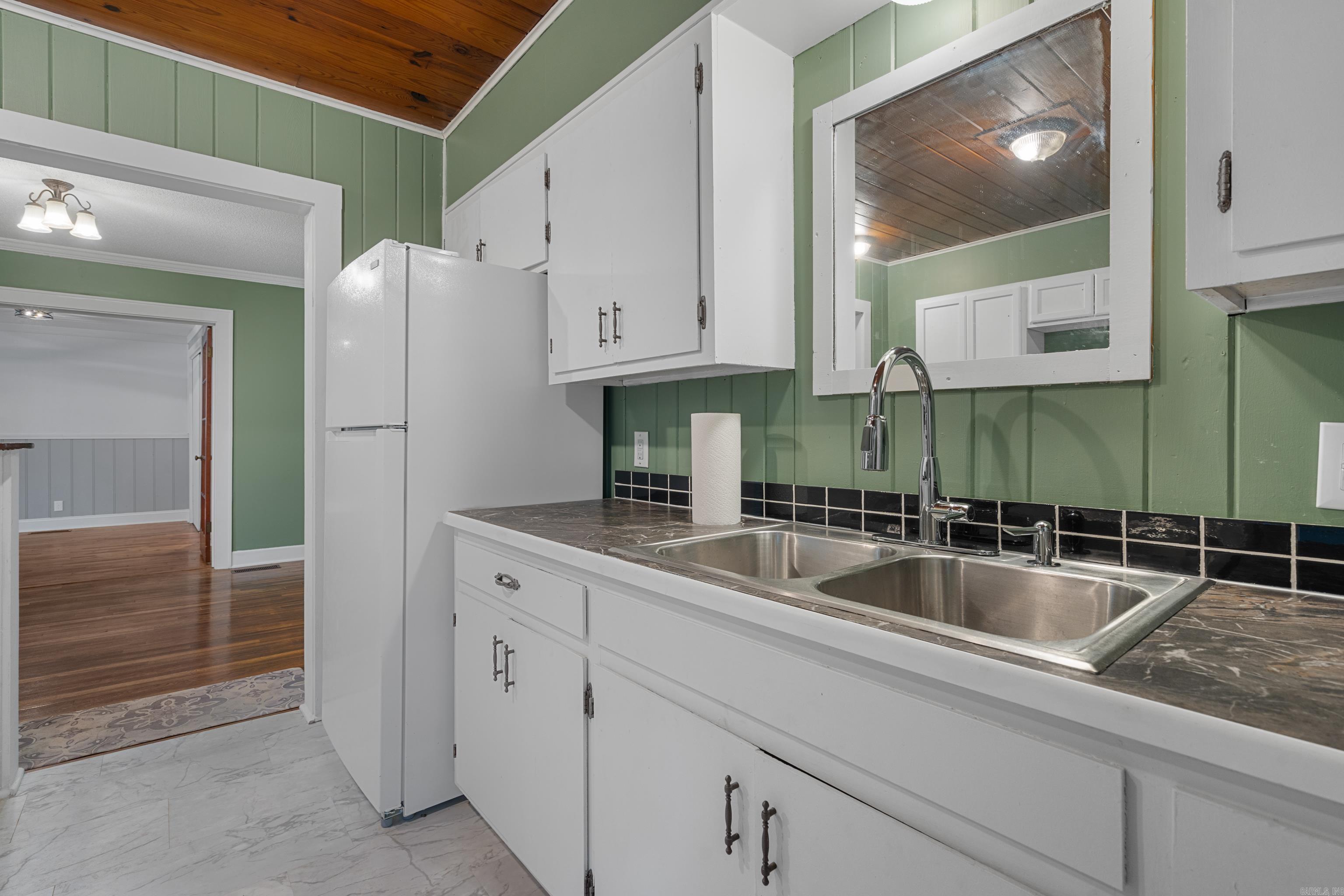 BAYLES ADDITION - Residential