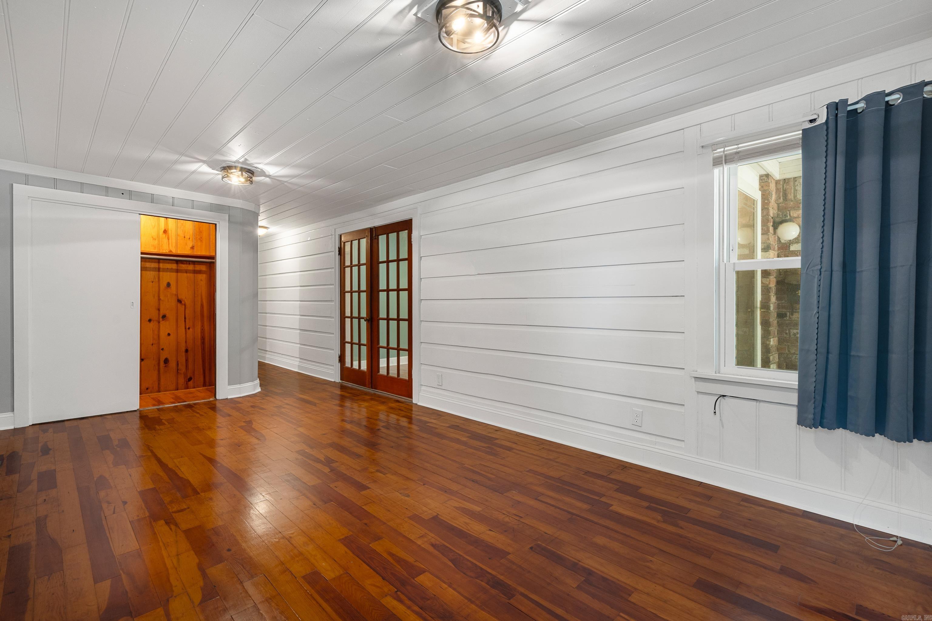 BAYLES ADDITION - Residential