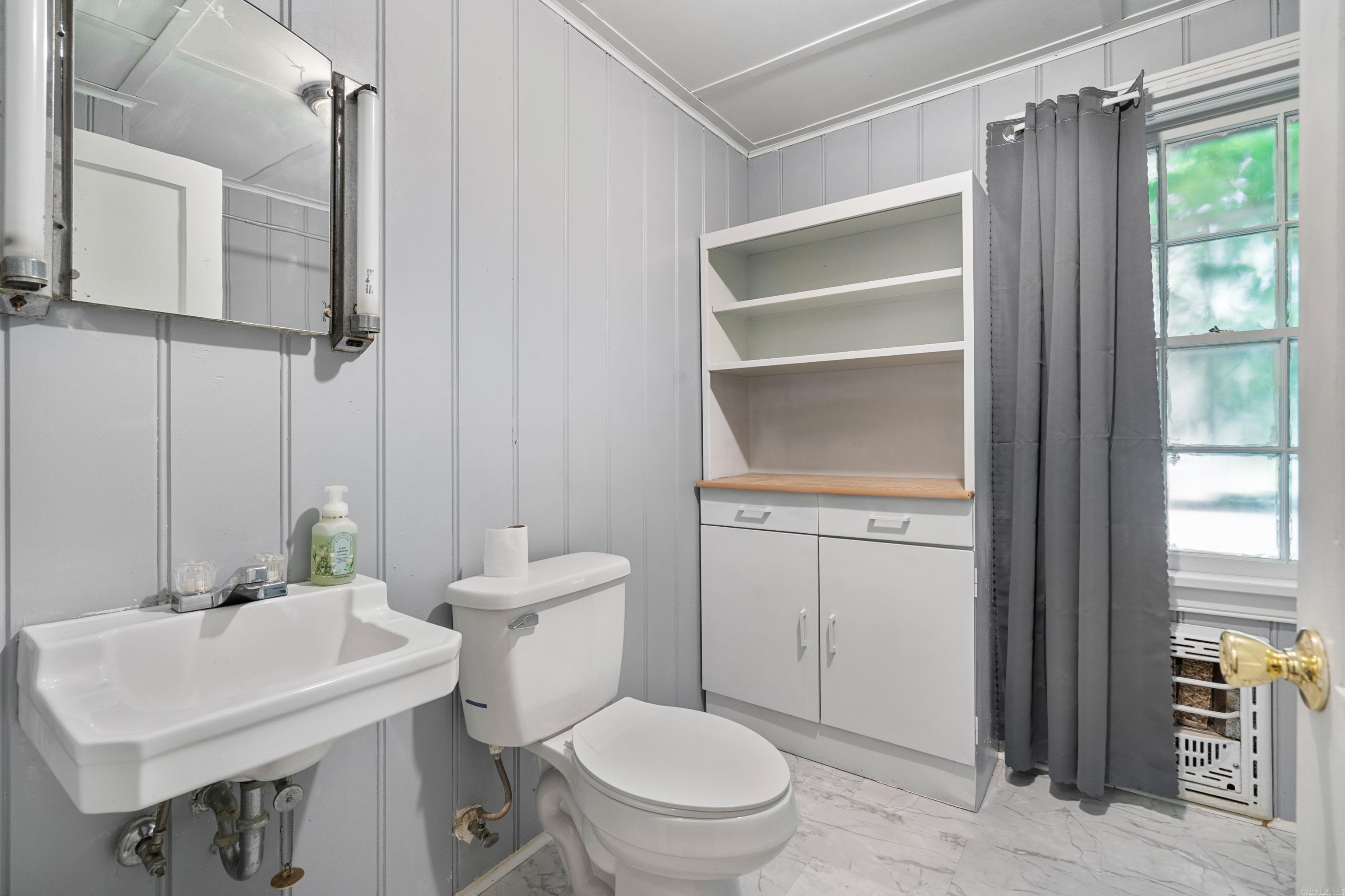 BAYLES ADDITION - Residential