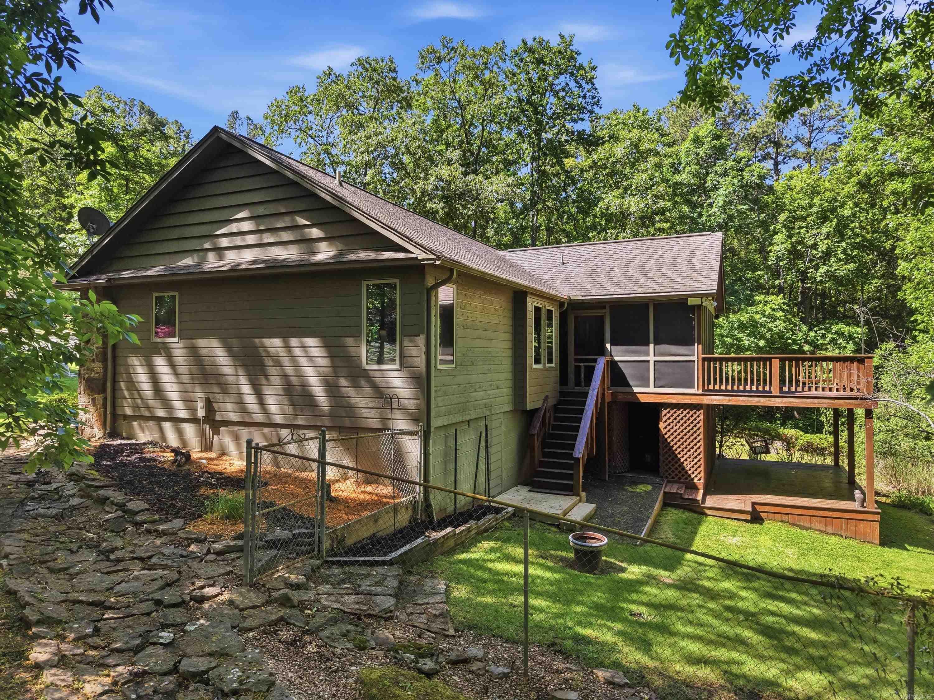 MOUNTAIN RANCH - Residential
