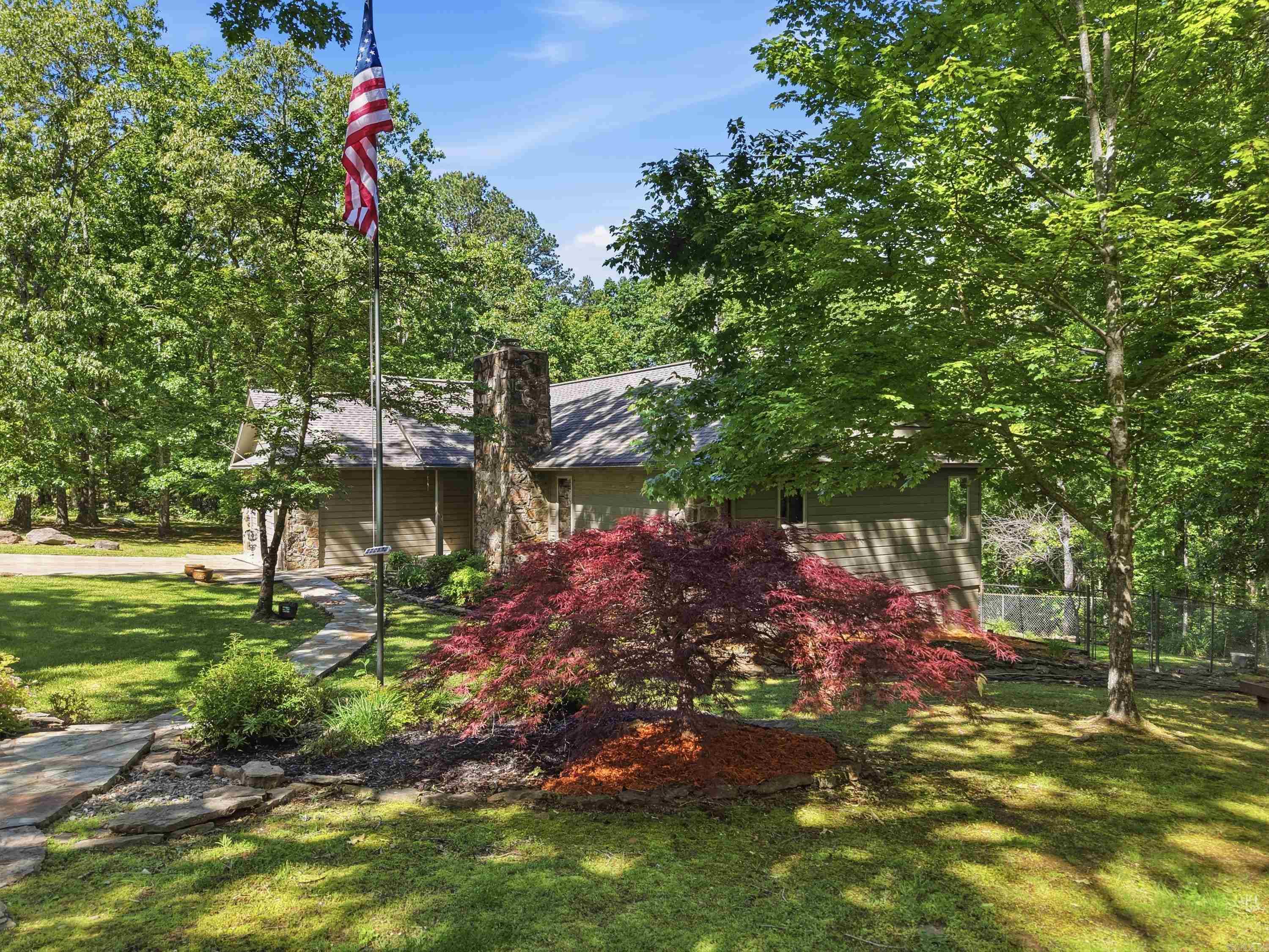 MOUNTAIN RANCH - Residential