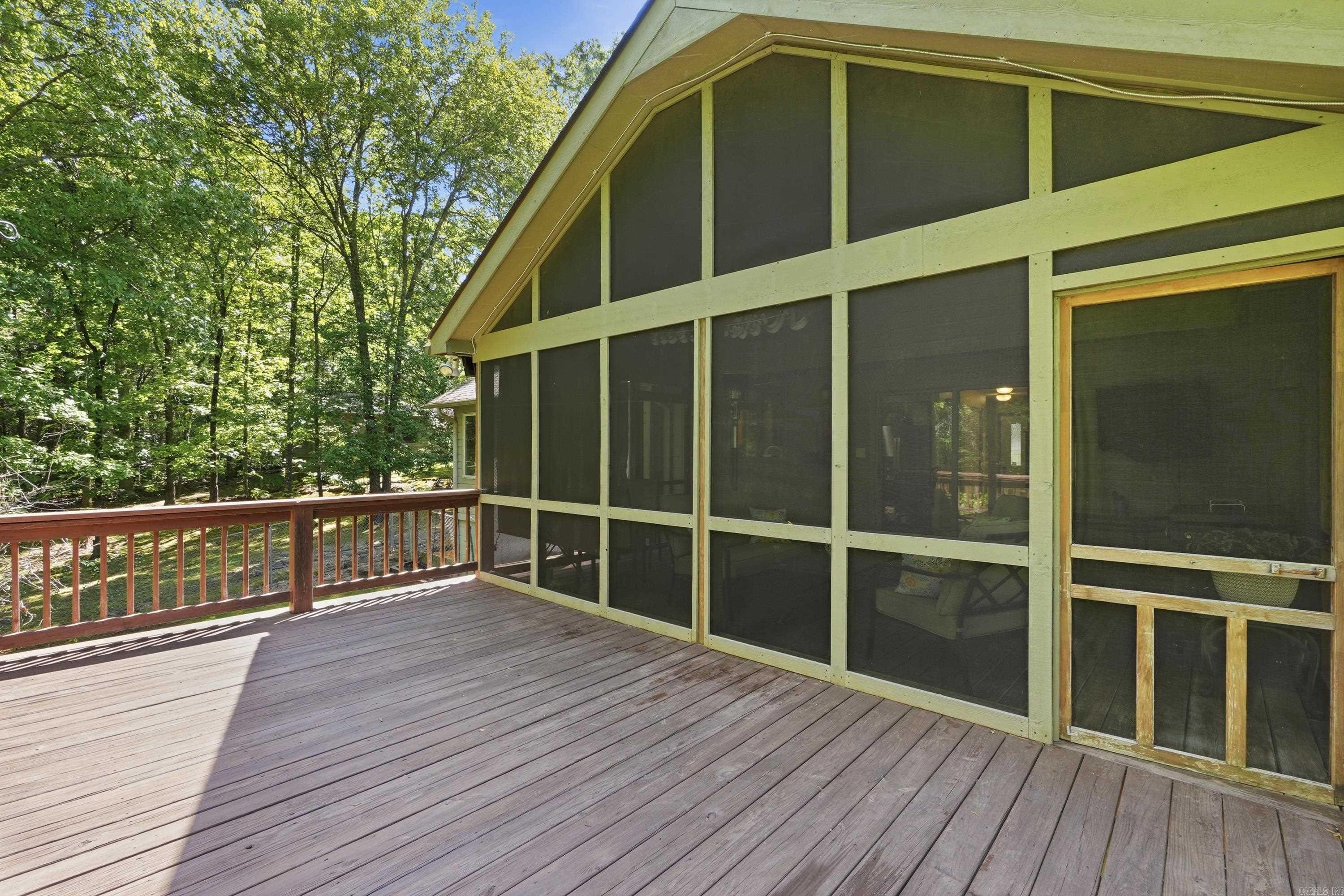 MOUNTAIN RANCH - Residential