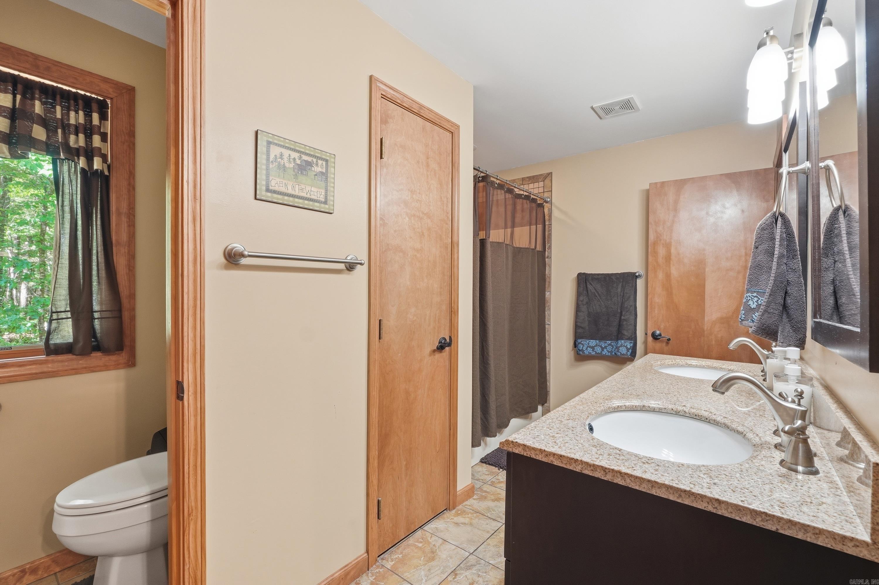 MOUNTAIN RANCH - Residential
