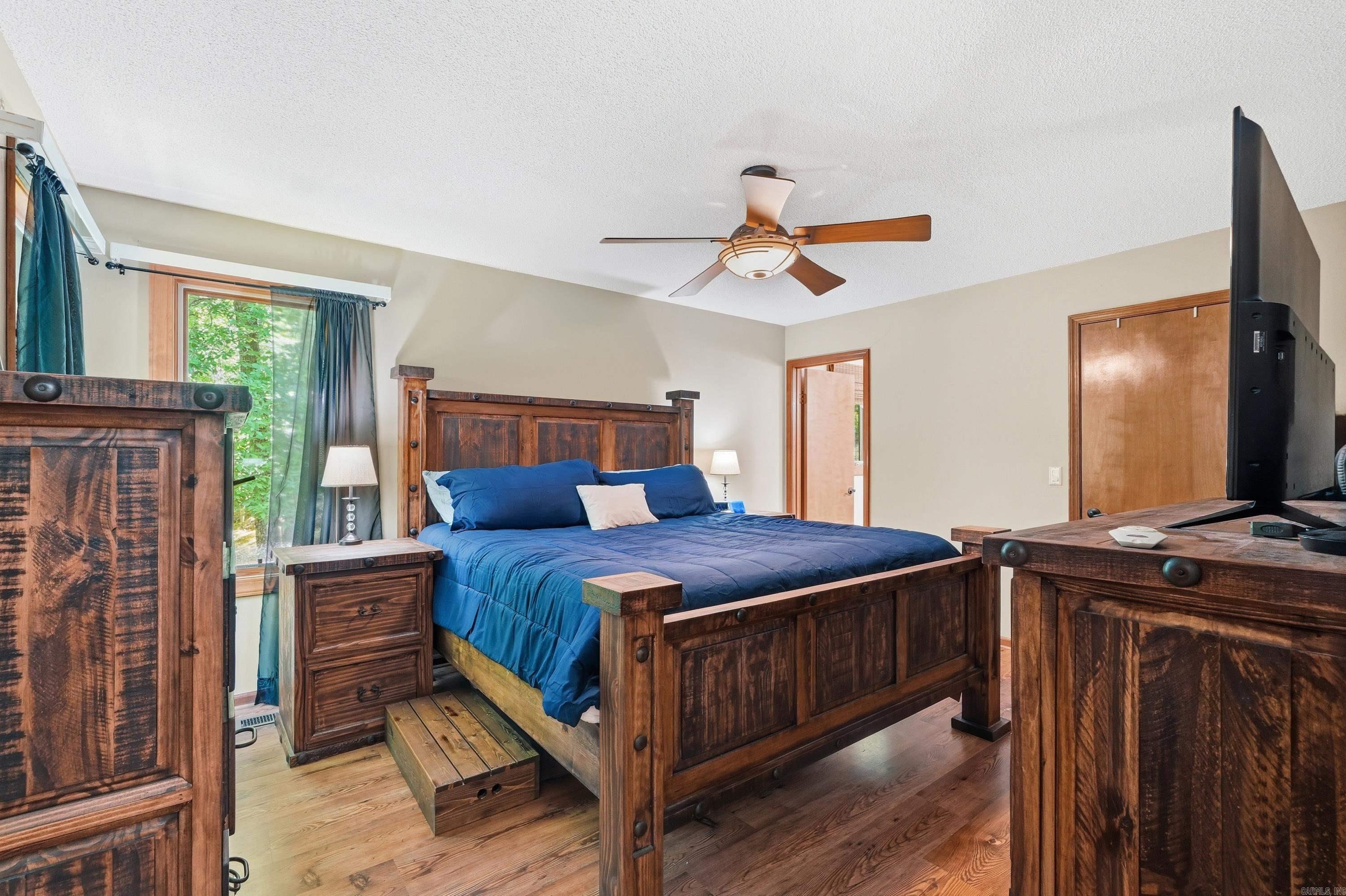 MOUNTAIN RANCH - Residential