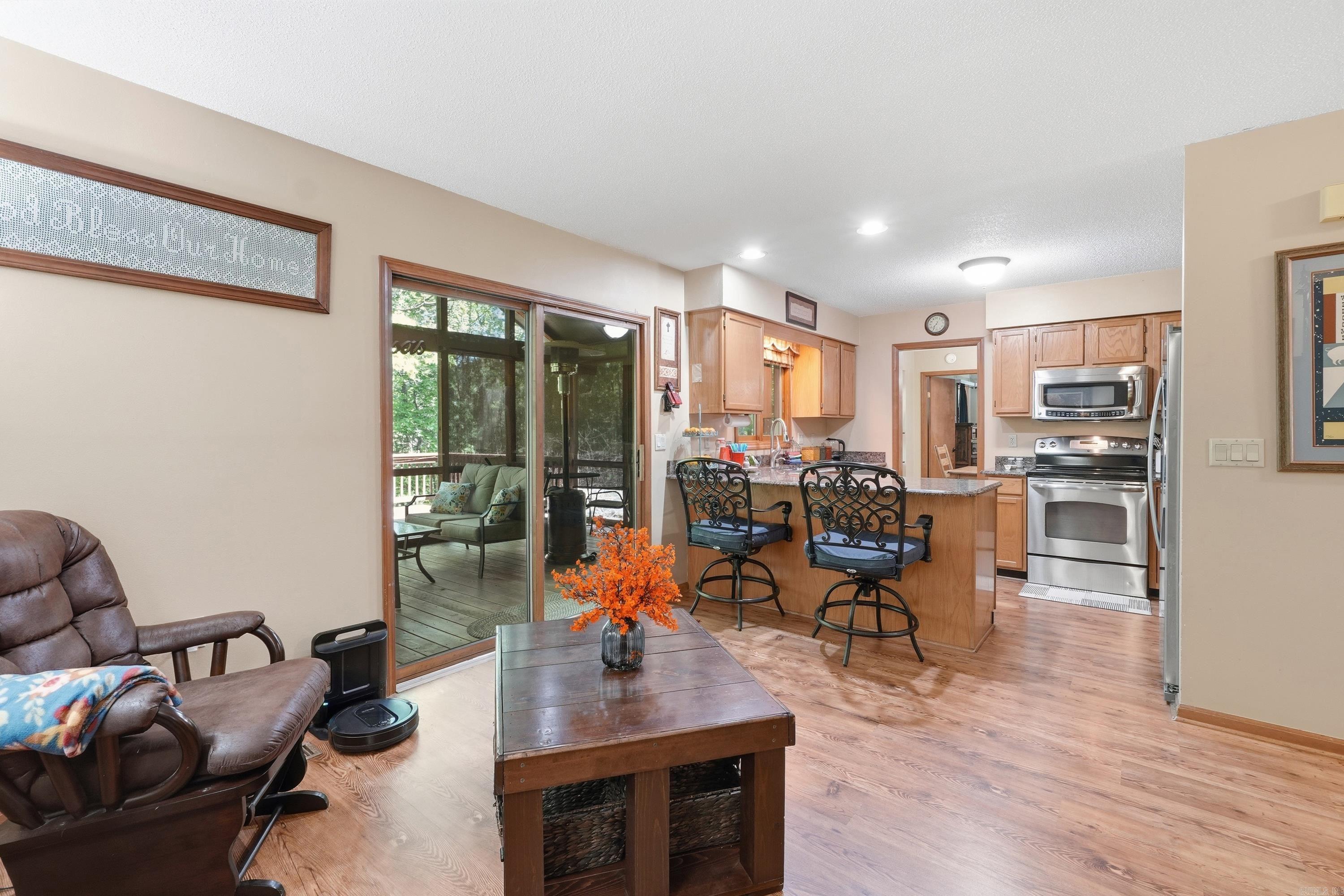 MOUNTAIN RANCH - Residential