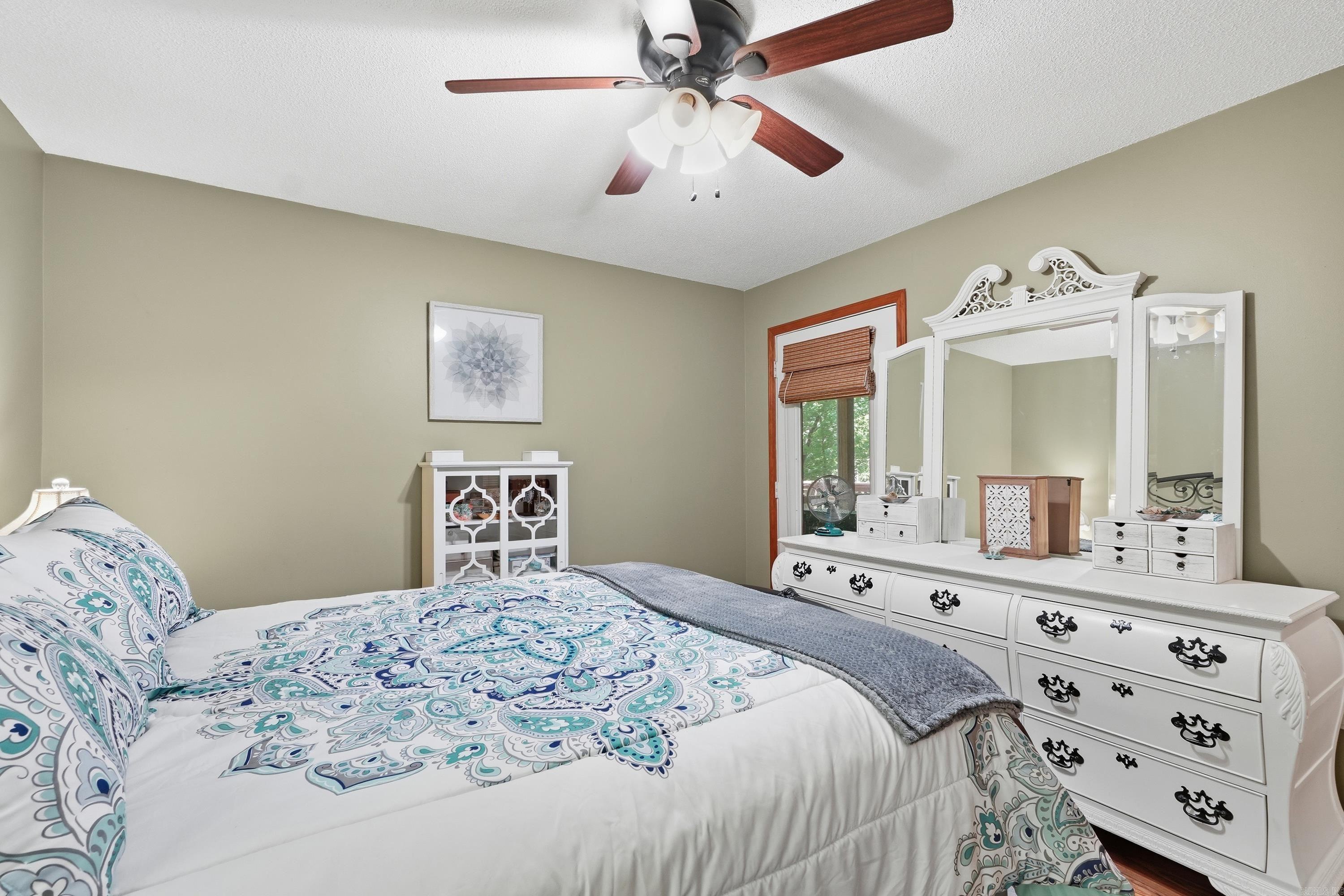 MOUNTAIN RANCH - Residential