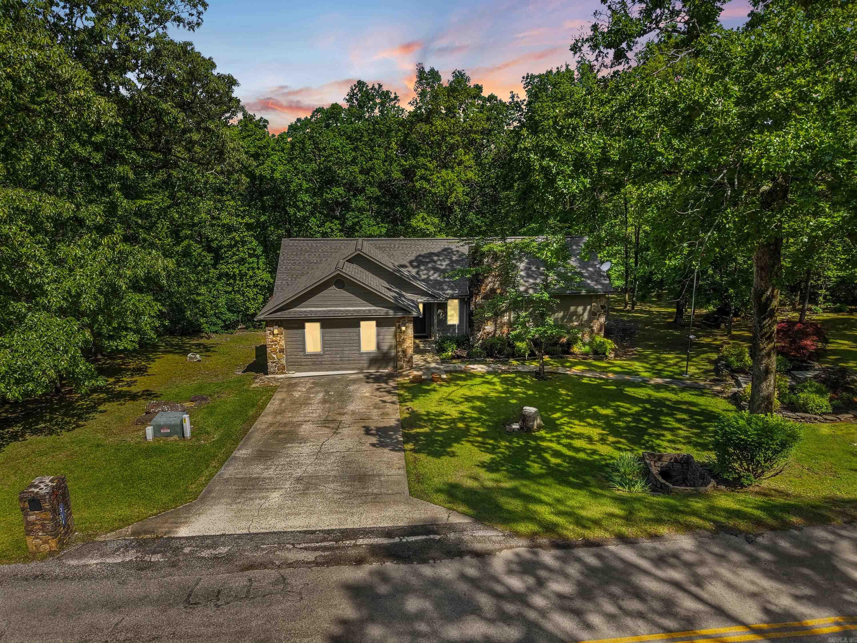 MOUNTAIN RANCH - Residential