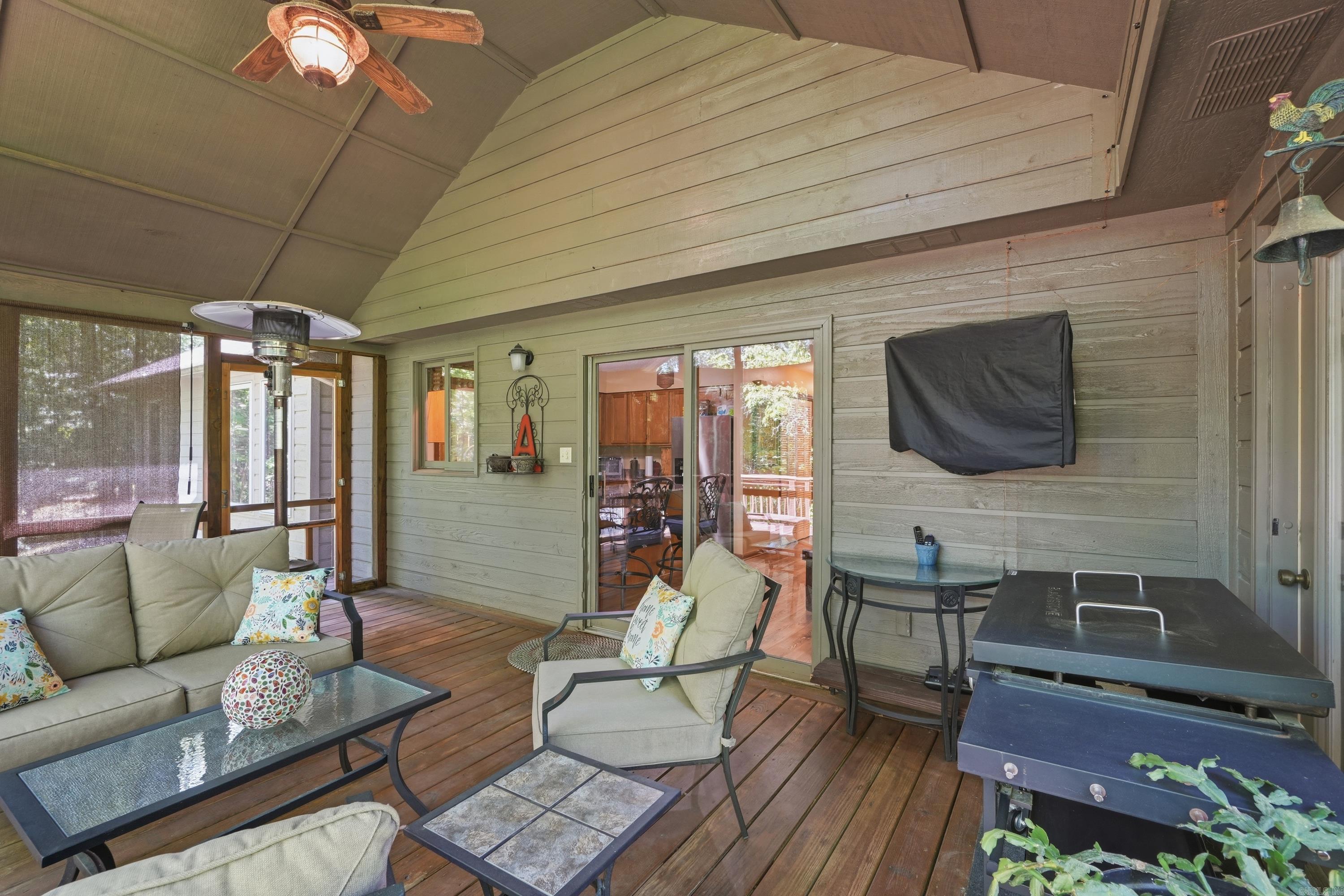 MOUNTAIN RANCH - Residential