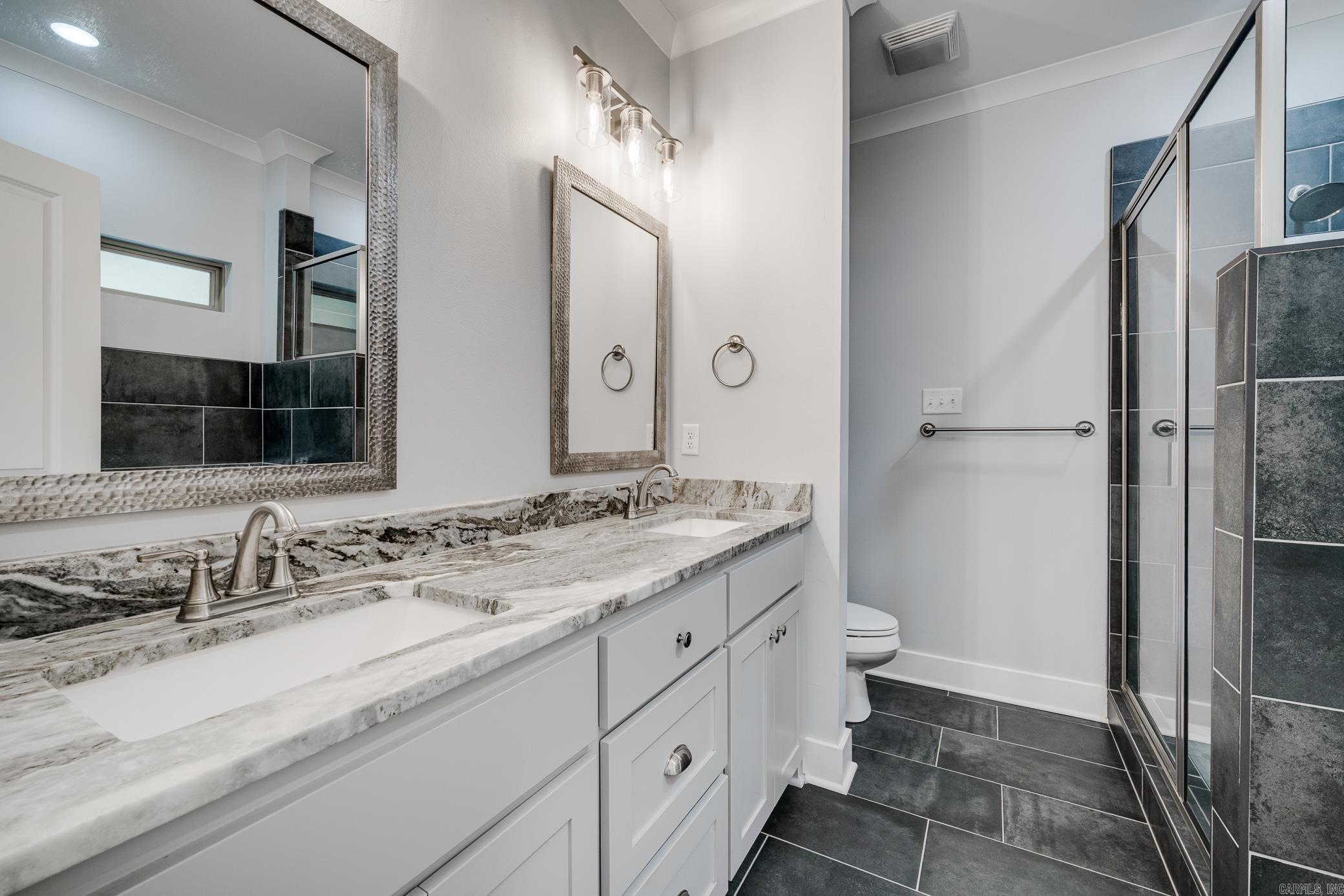 HIDDEN VALLEY ESTATES - Residential