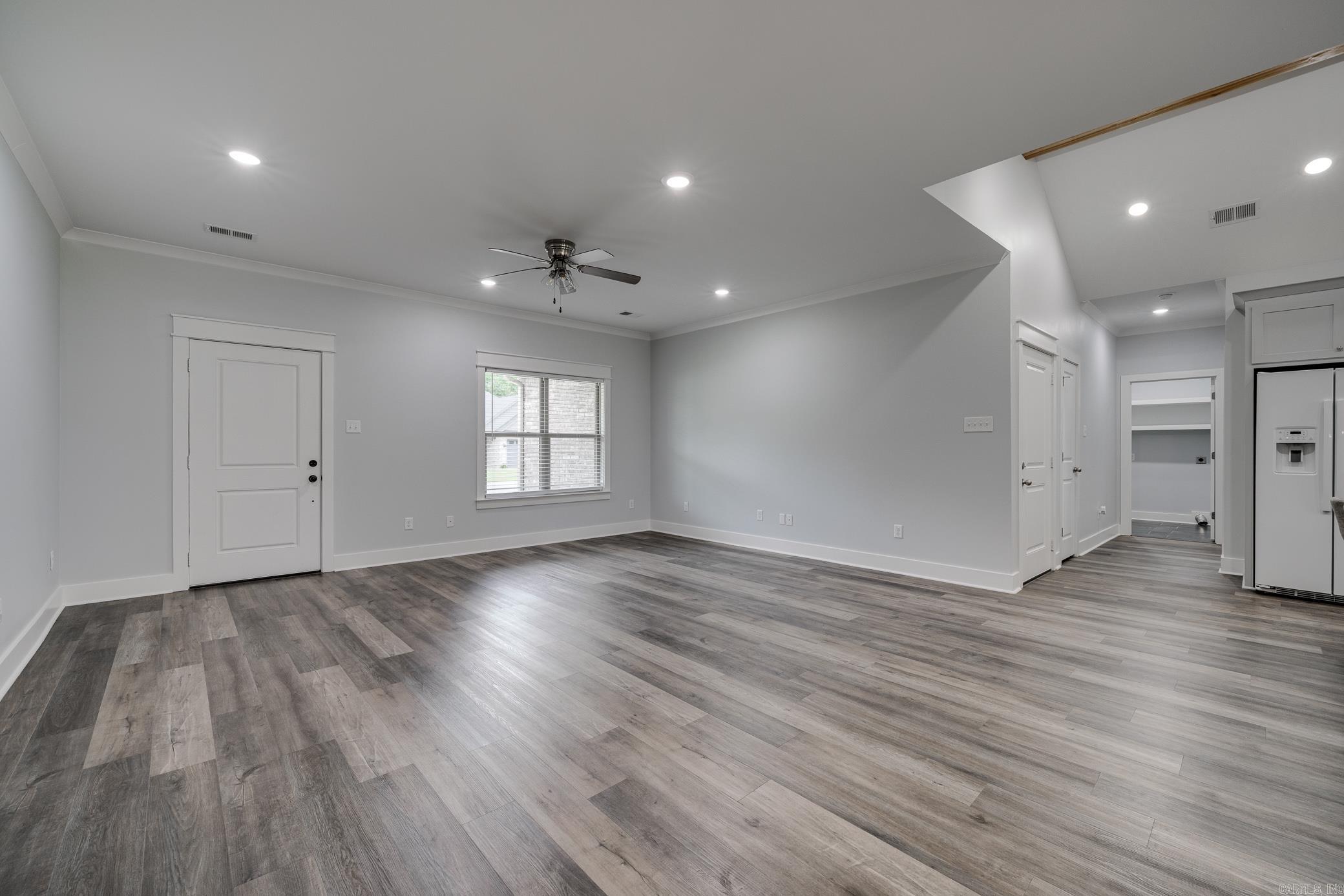 HIDDEN VALLEY ESTATES - Residential