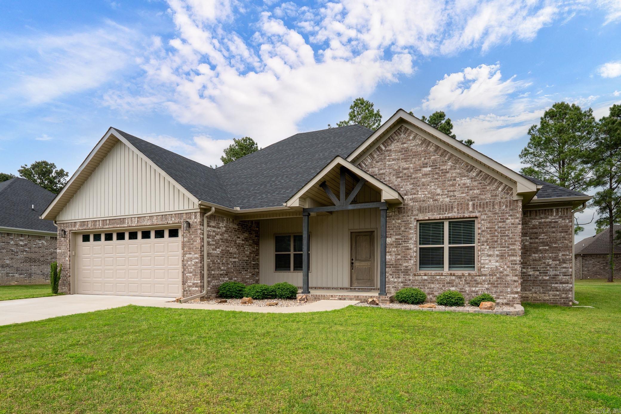 HIDDEN VALLEY ESTATES - Residential