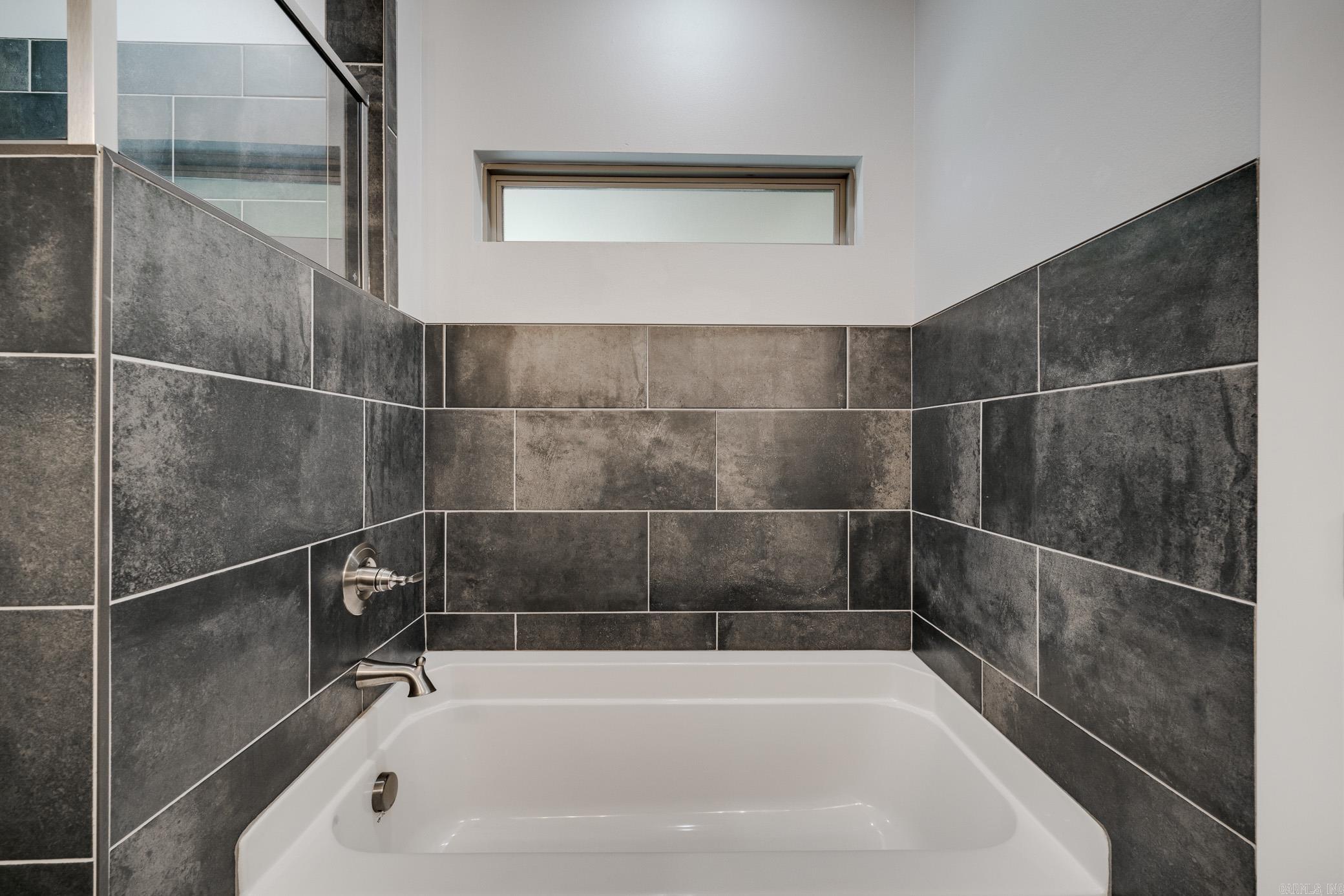 HIDDEN VALLEY ESTATES - Residential