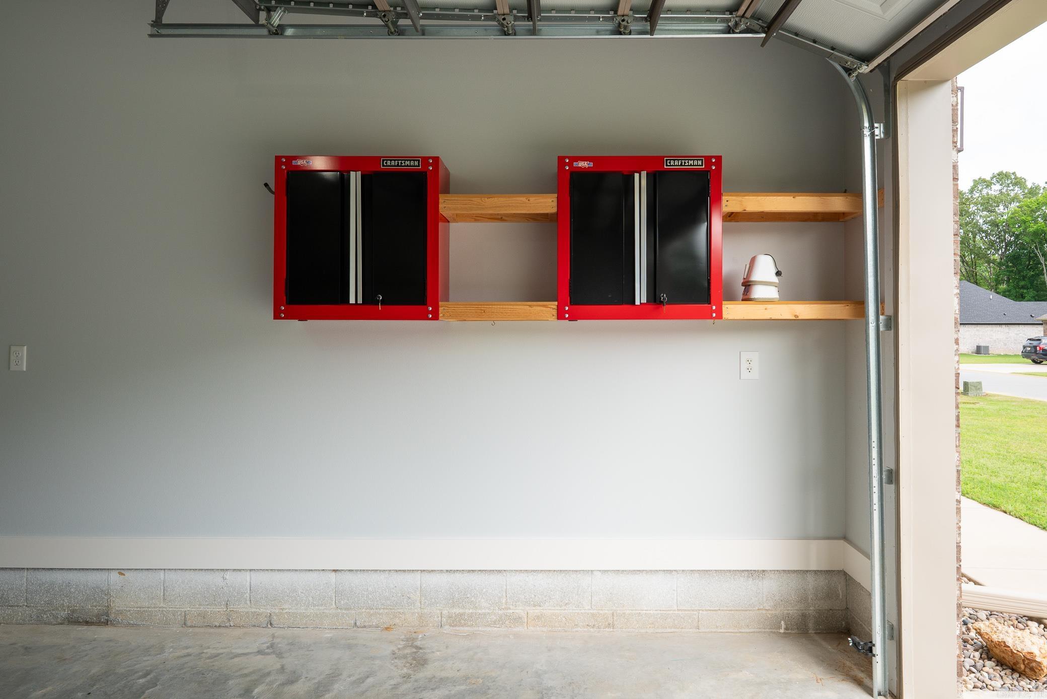 HIDDEN VALLEY ESTATES - Residential