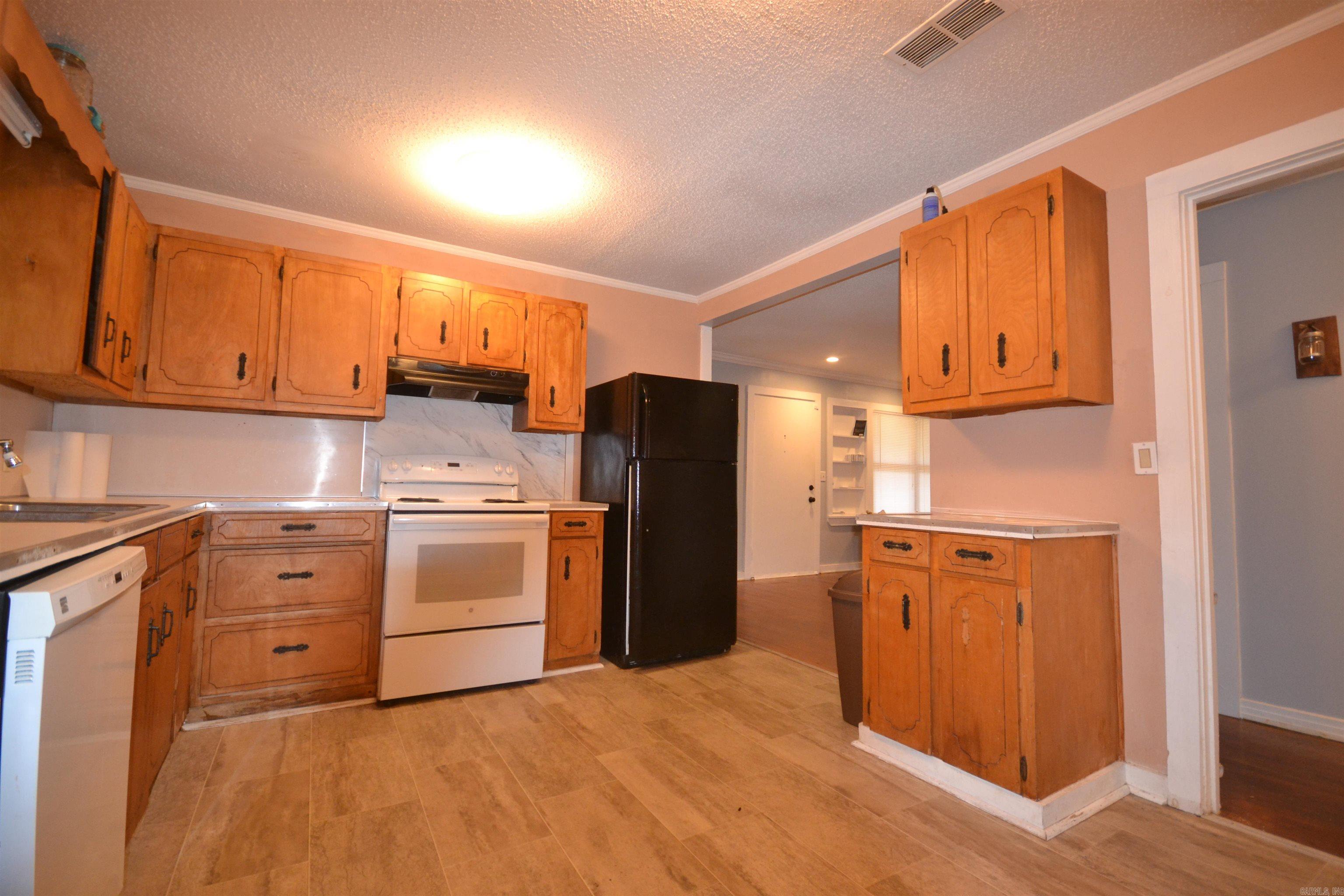 YELVINGTON-COOPER - Residential