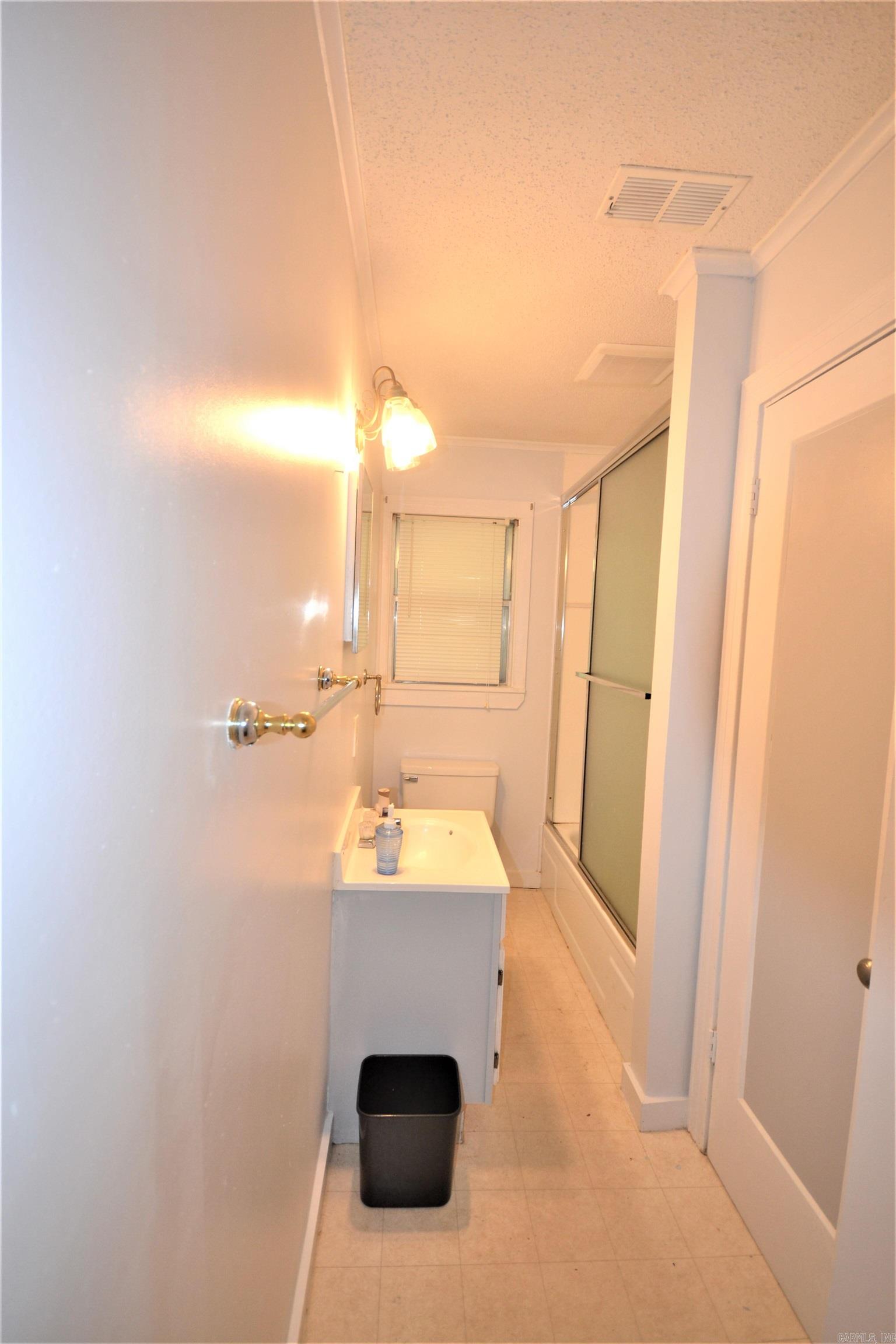 YELVINGTON-COOPER - Residential