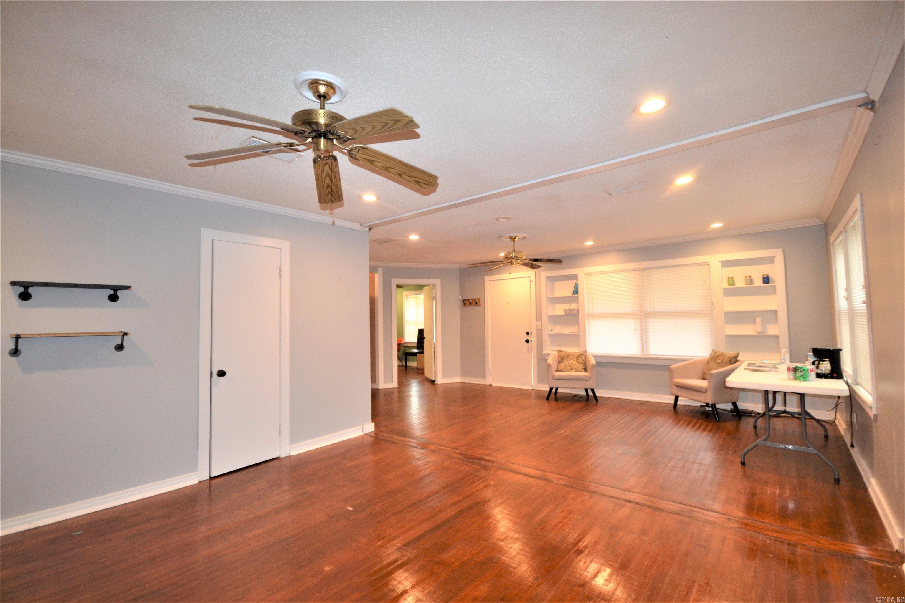 YELVINGTON-COOPER - Residential