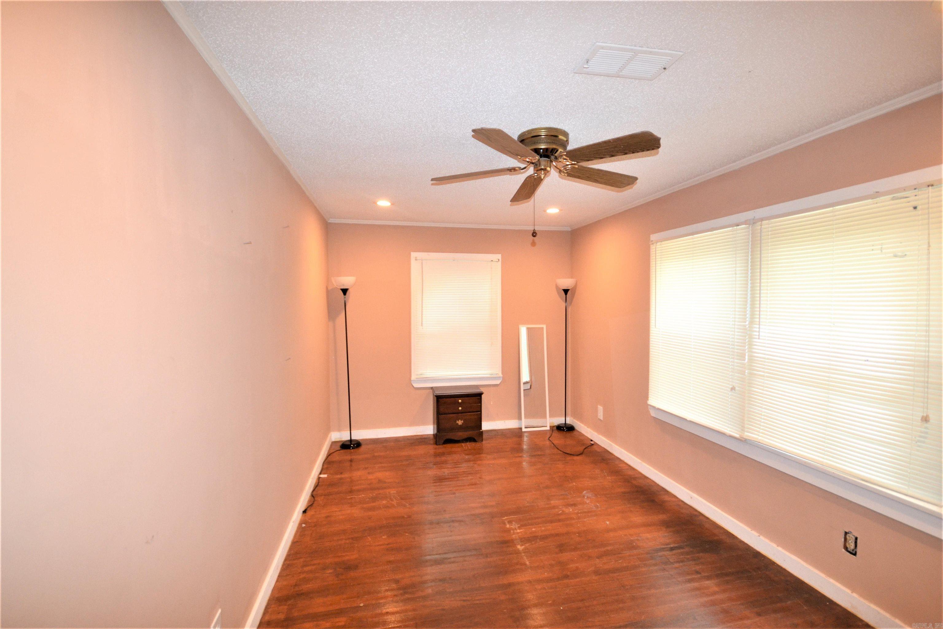 YELVINGTON-COOPER - Residential