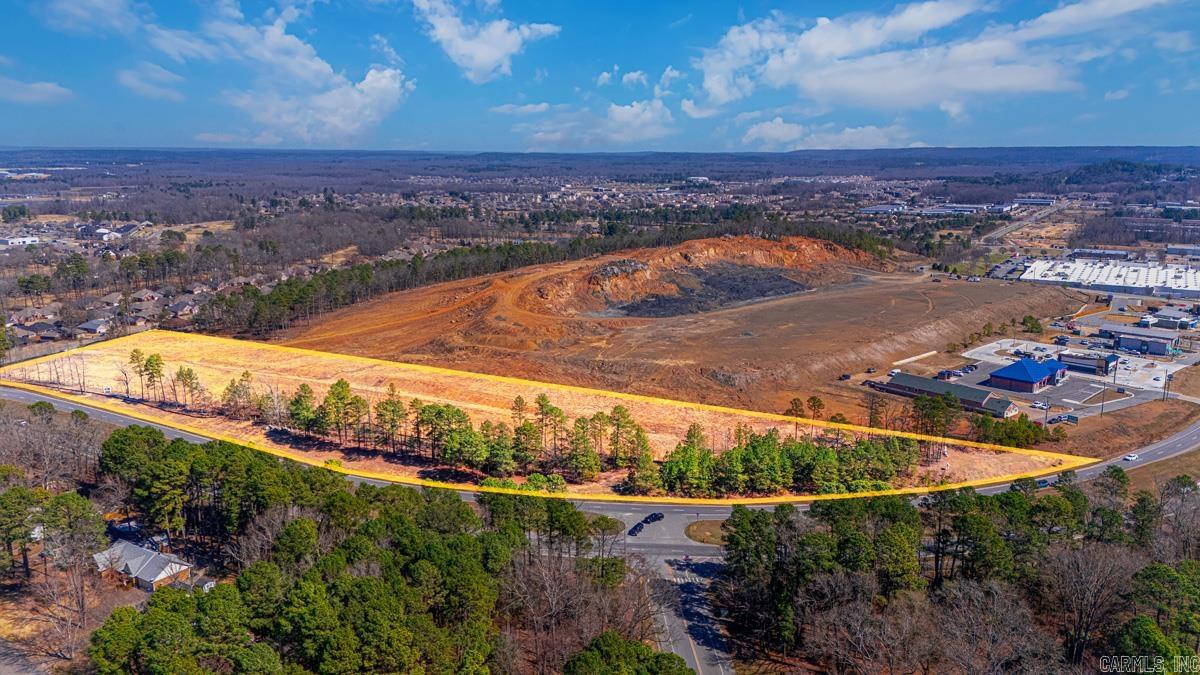 COUNTRY CLUB OF ARK THE - Land