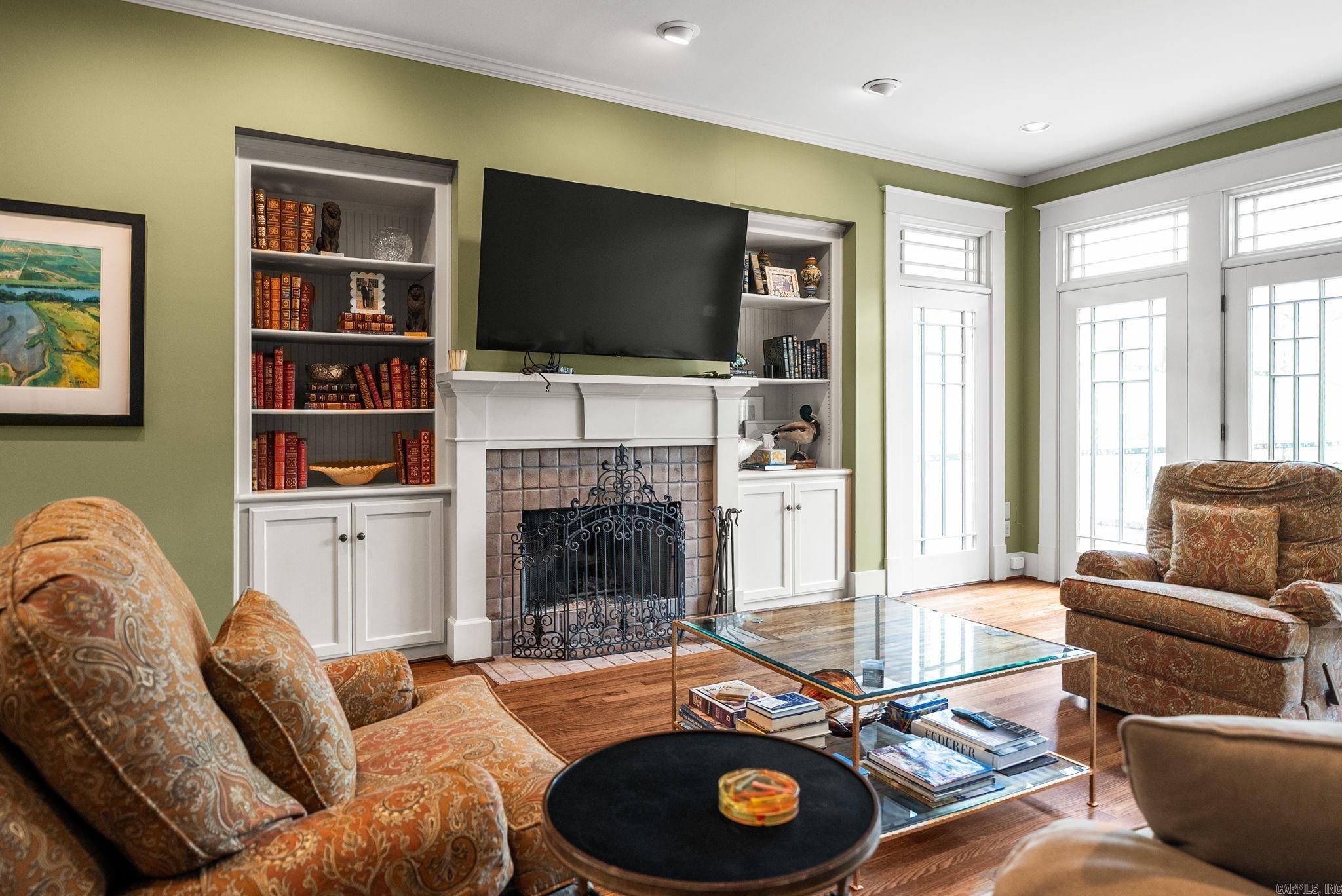 ENGLEWOOD - Residential