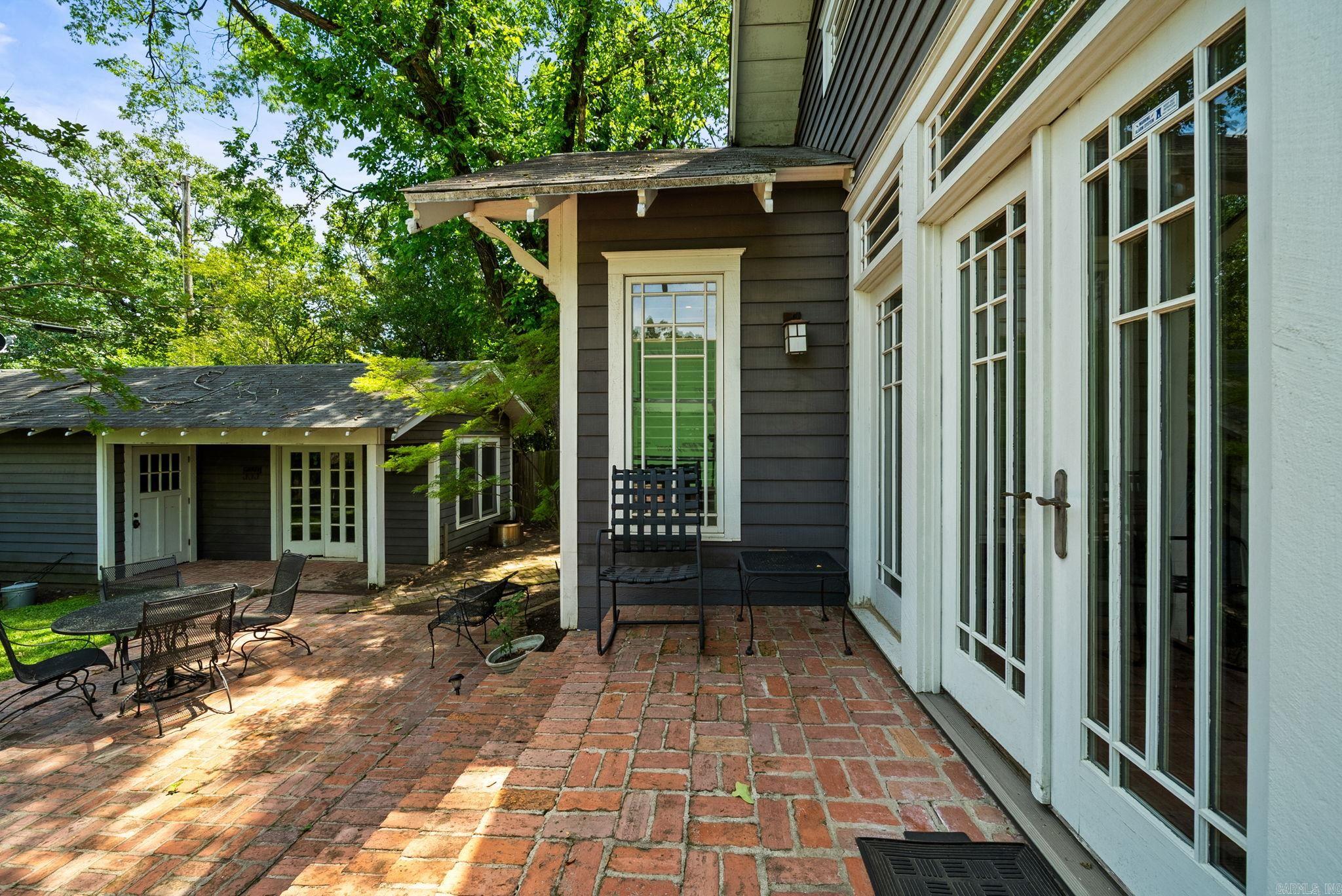 ENGLEWOOD - Residential