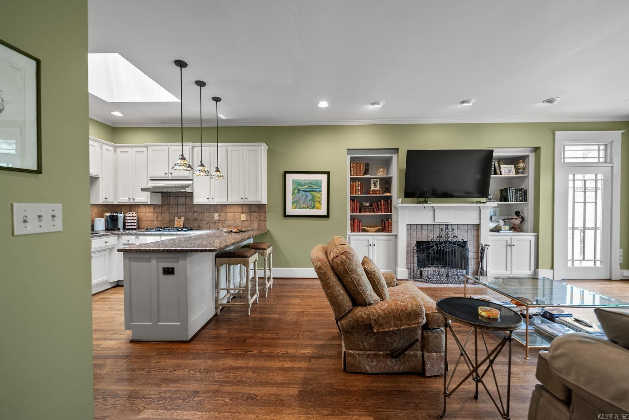 ENGLEWOOD - Residential