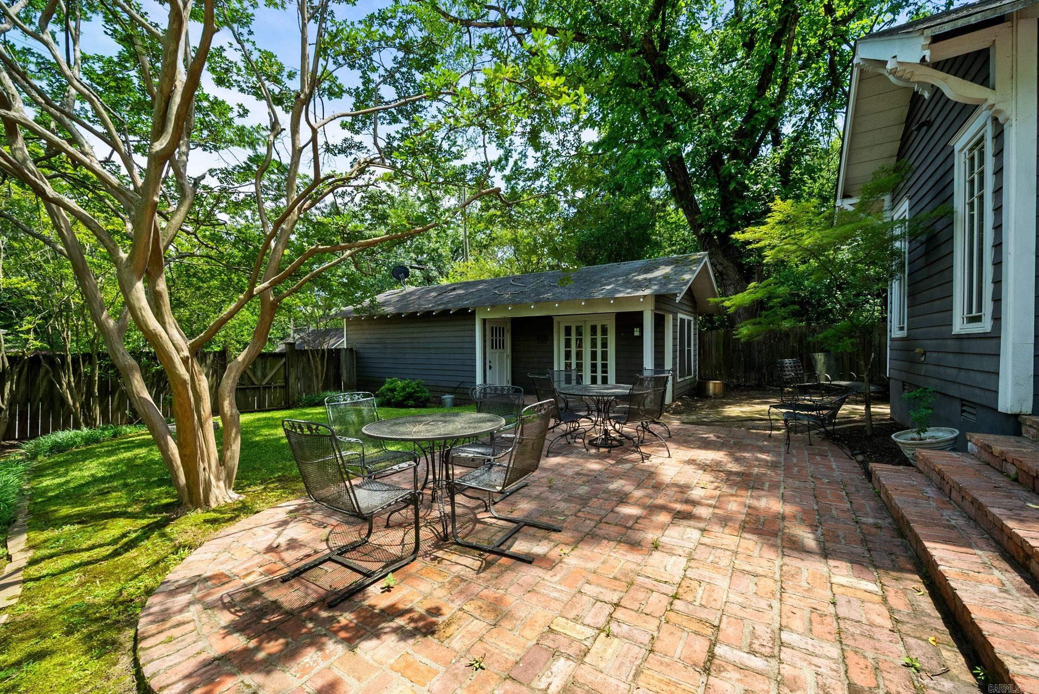 ENGLEWOOD - Residential