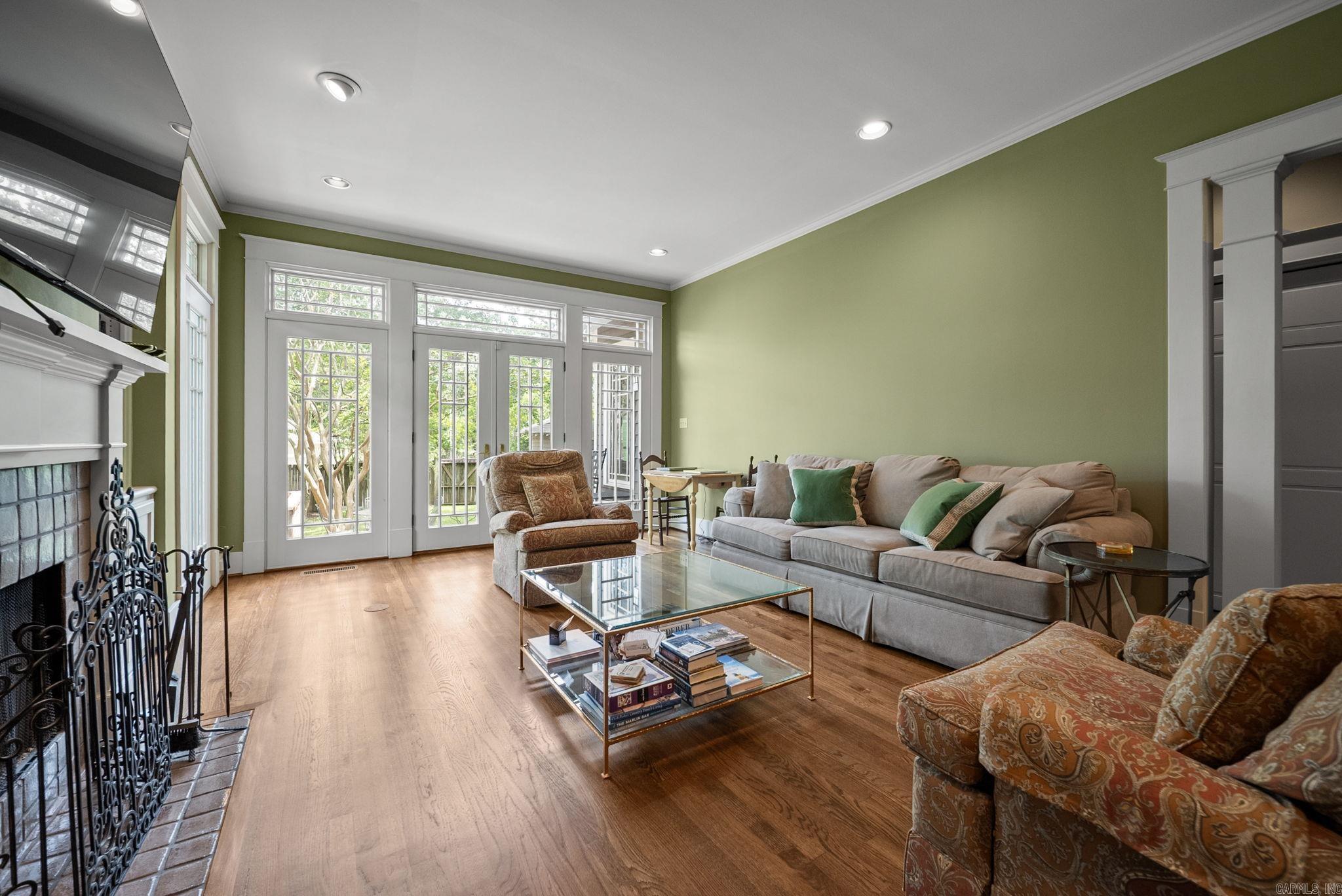 ENGLEWOOD - Residential