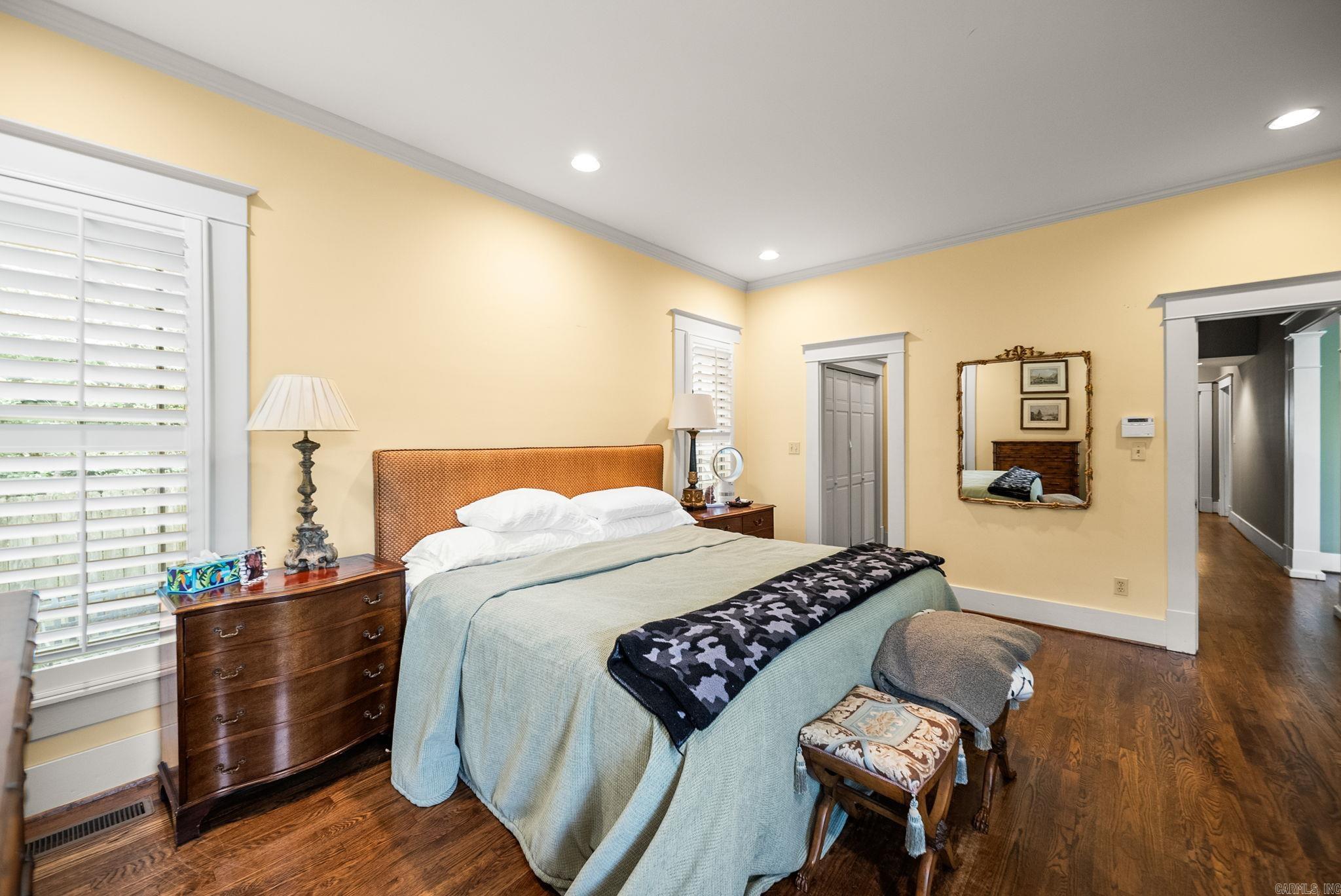 ENGLEWOOD - Residential