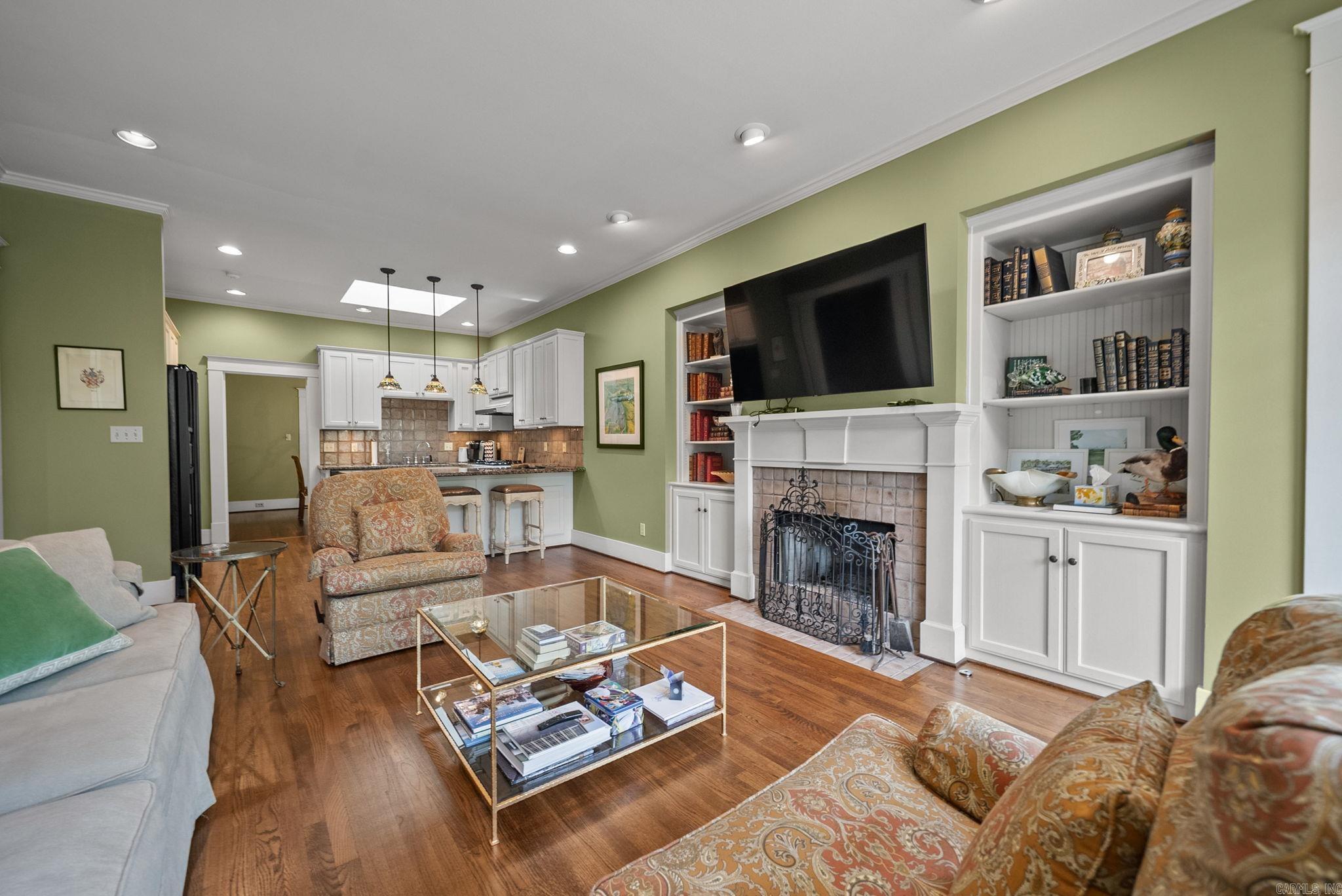 ENGLEWOOD - Residential