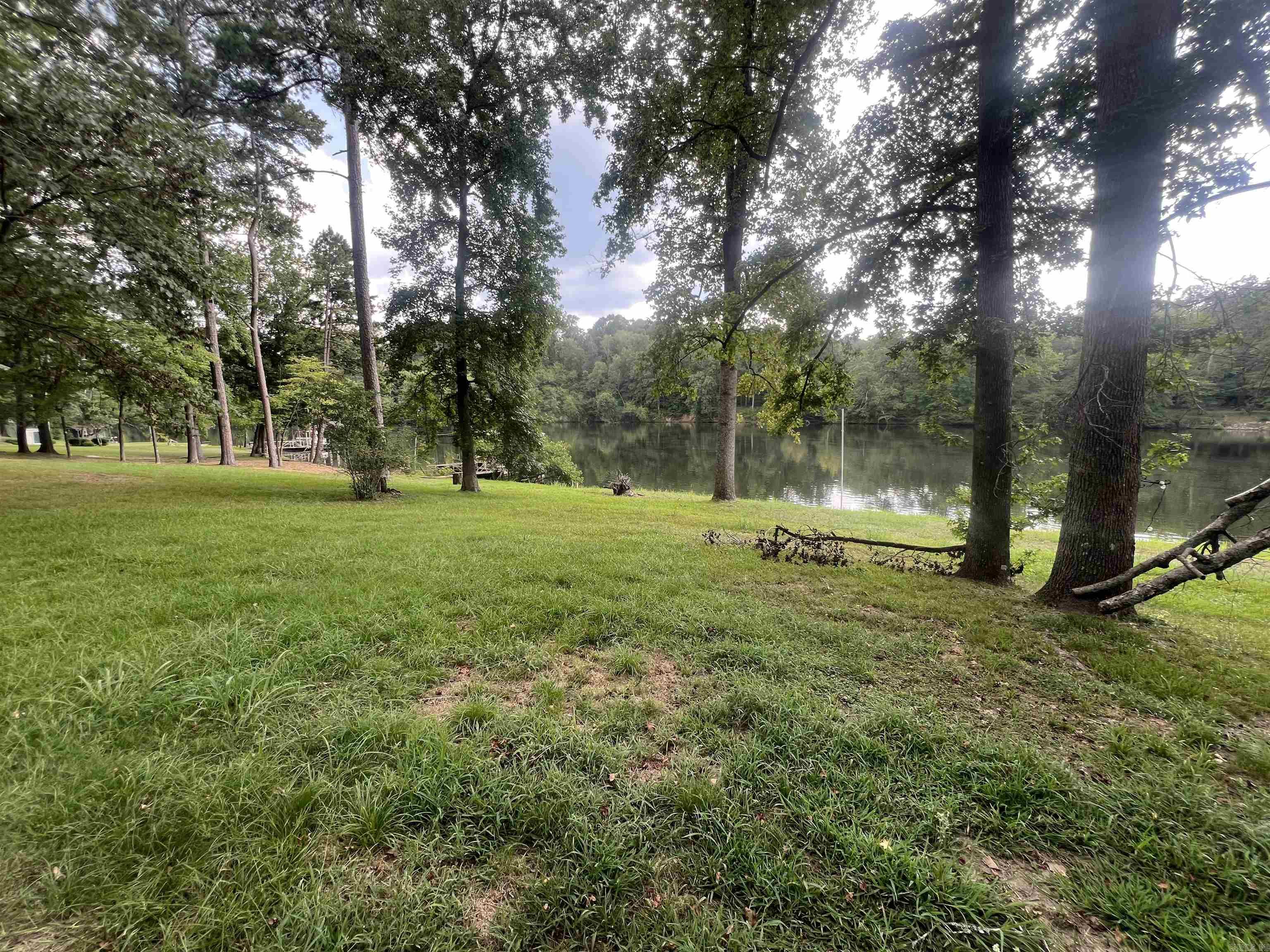 Lake Shore - Residential Lease