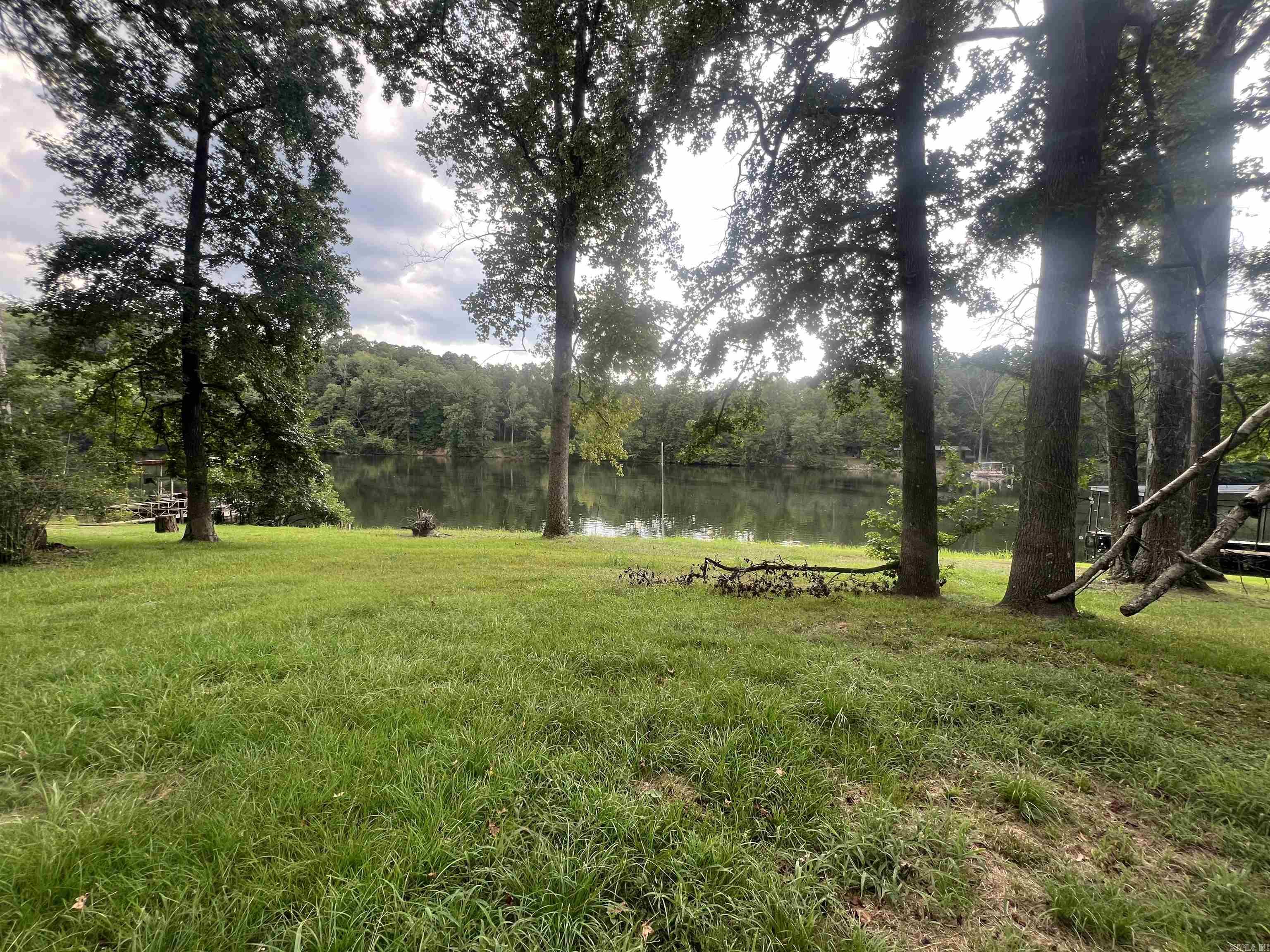 Lake Shore - Residential Lease