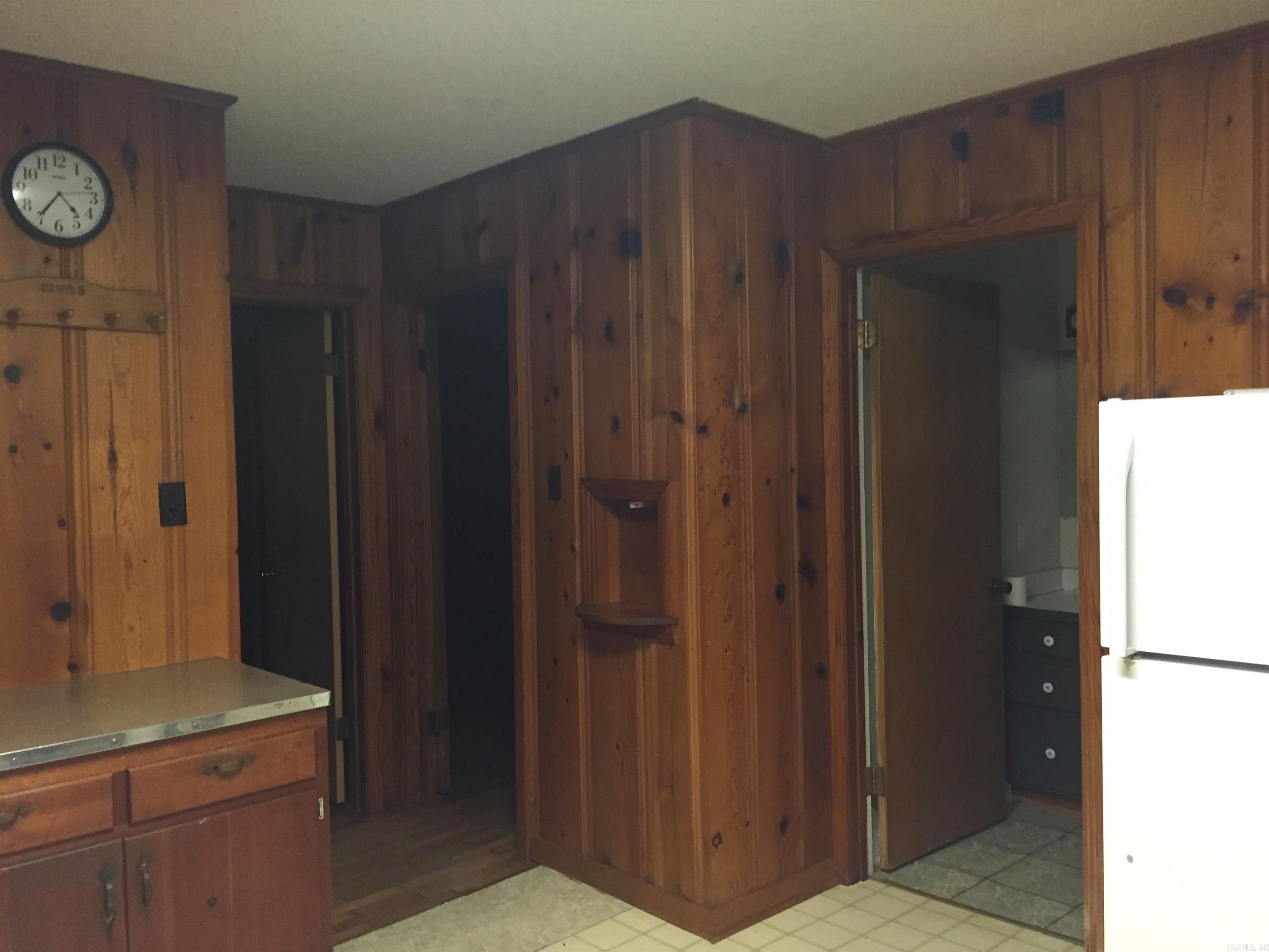 Lake Shore - Residential Lease