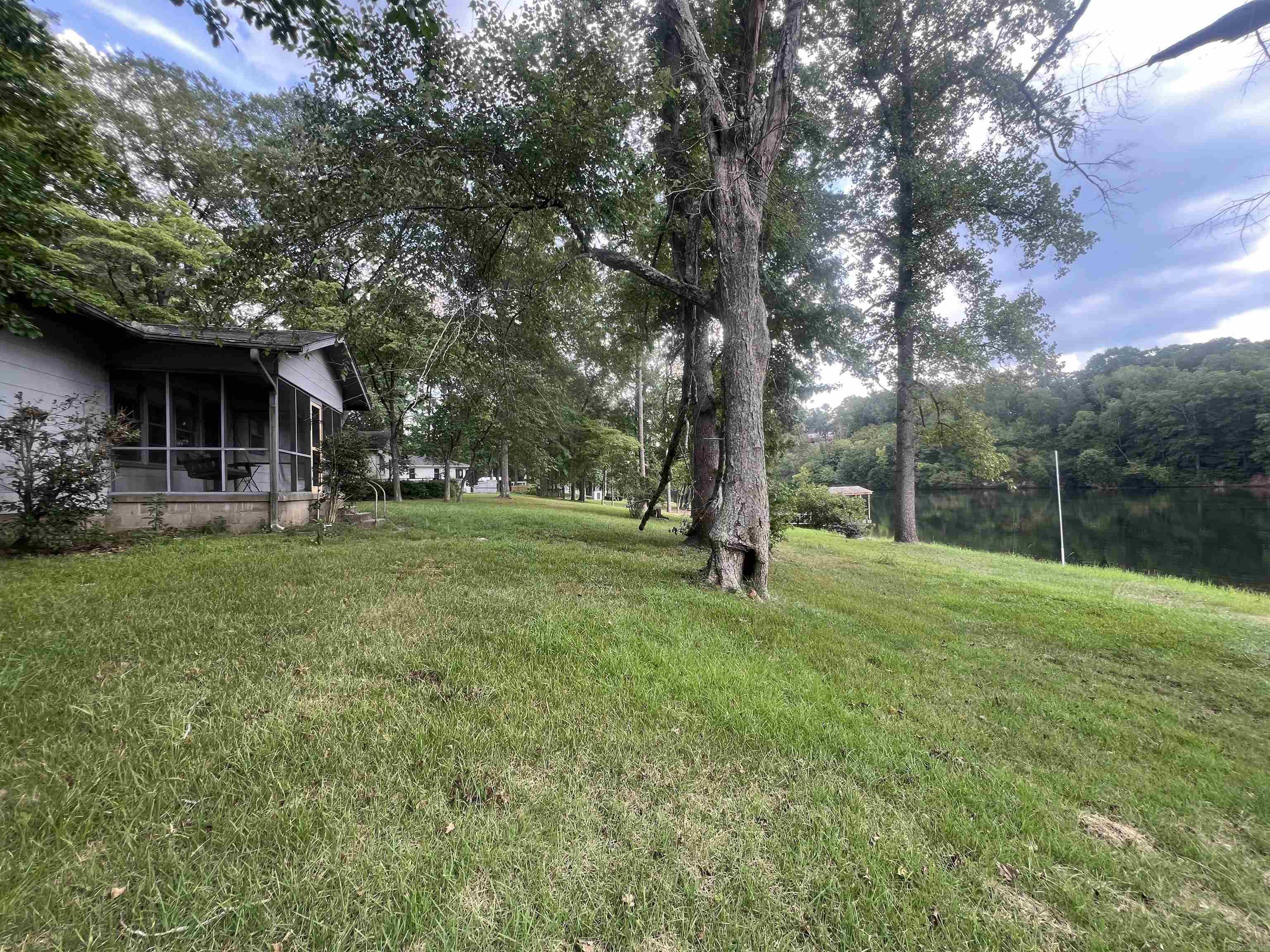 Lake Shore - Residential Lease