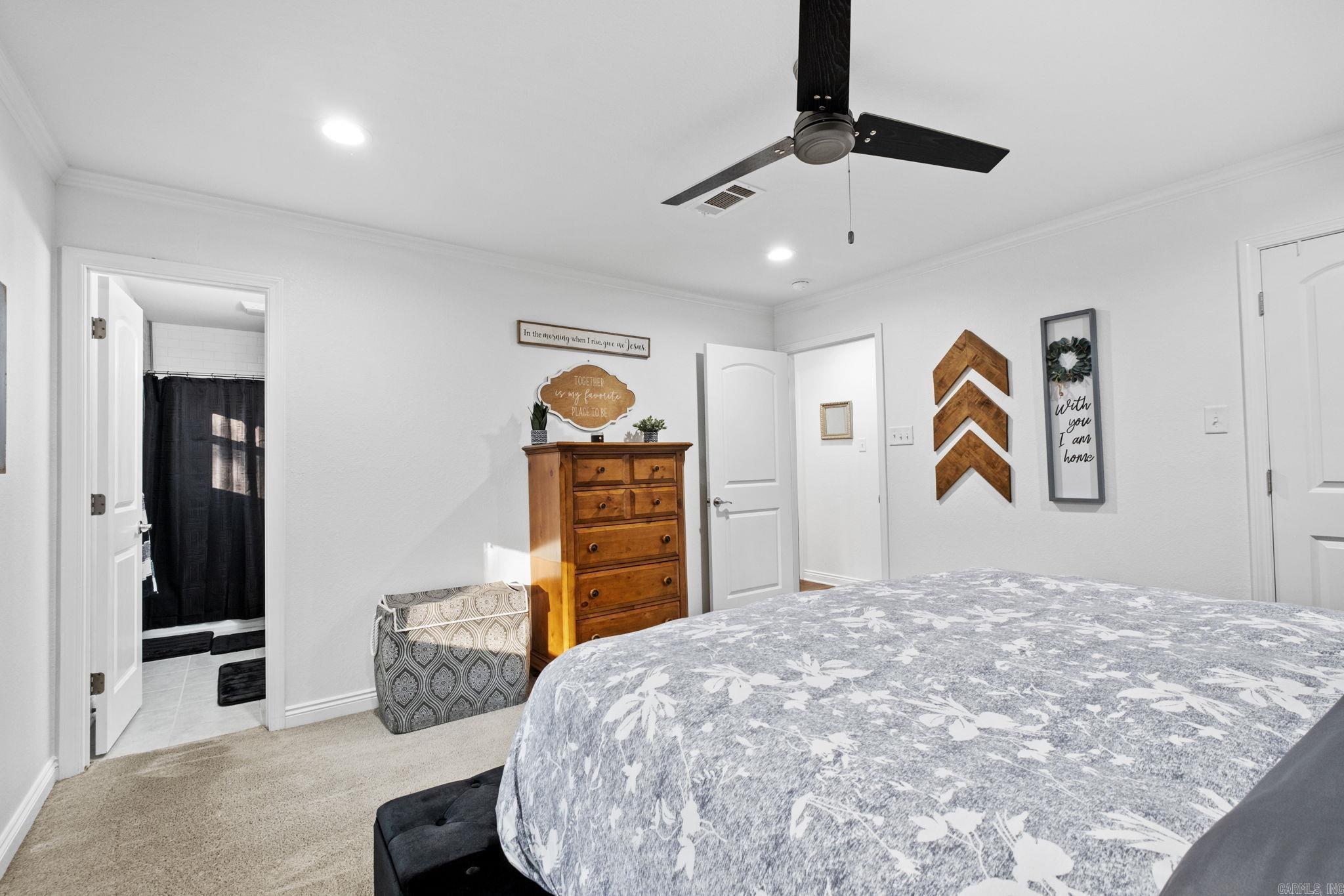 ARBOR OAKS - Residential