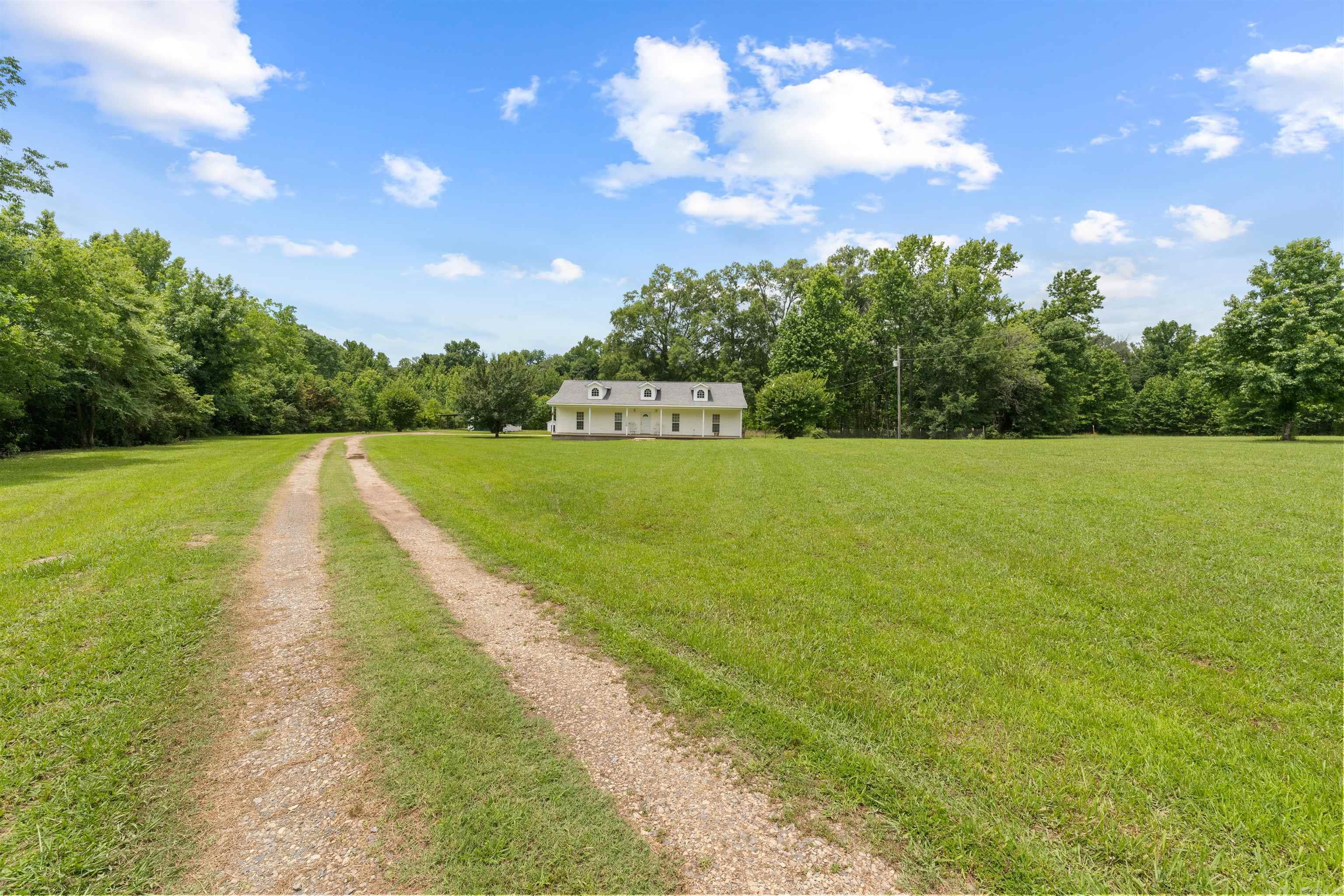 AUSTIN CREEK EST - Residential