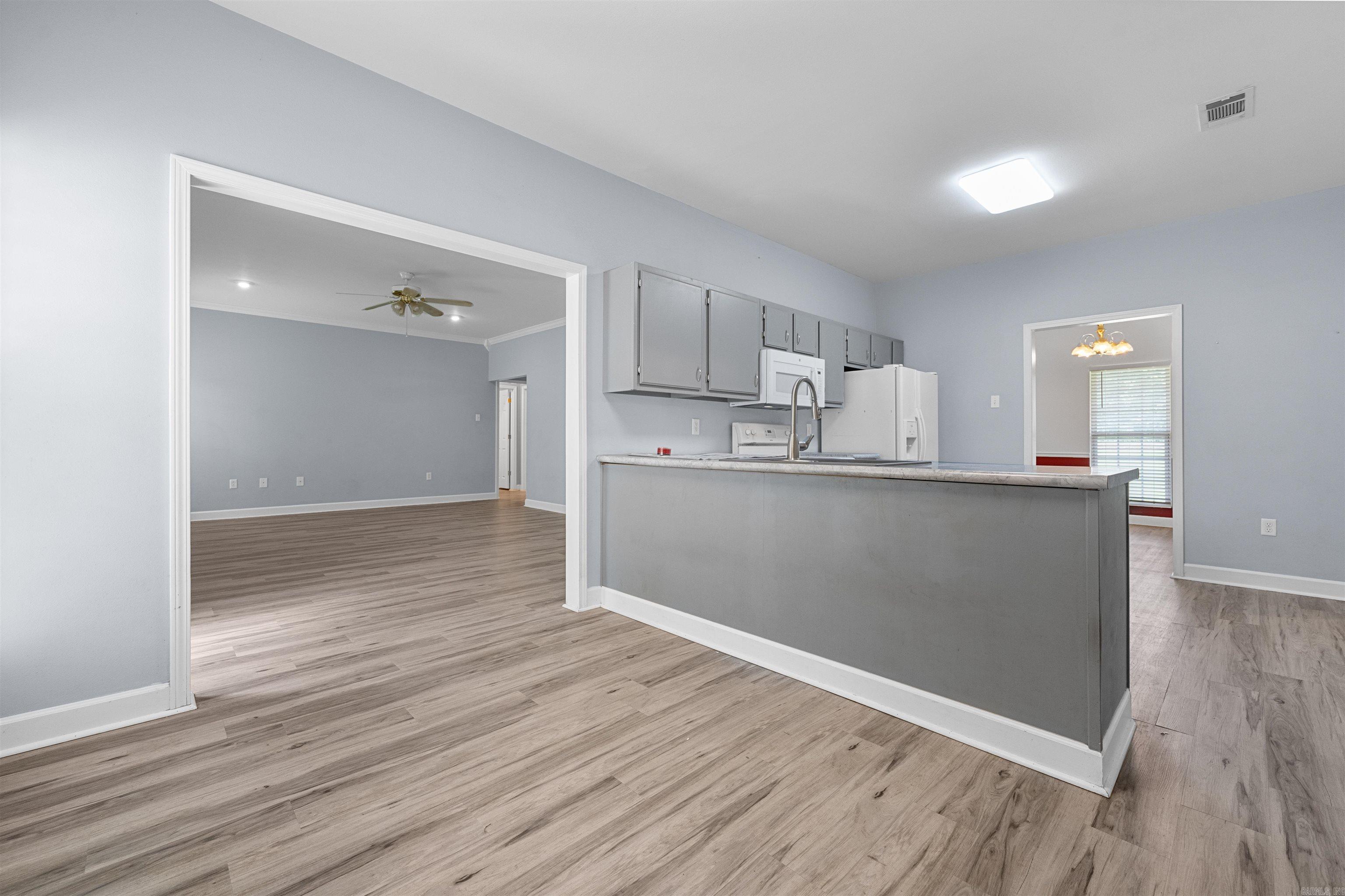 AUSTIN CREEK EST - Residential