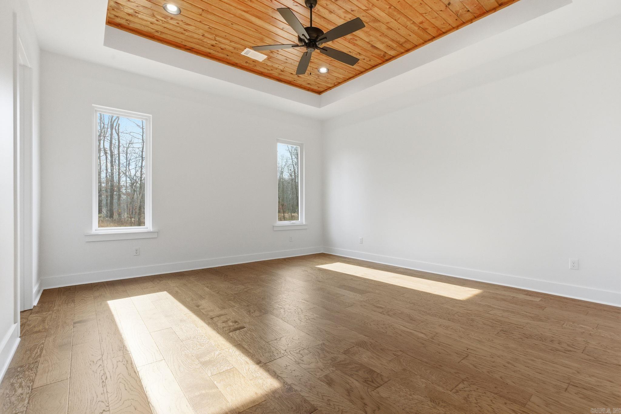 AVILLA MANOR - Residential