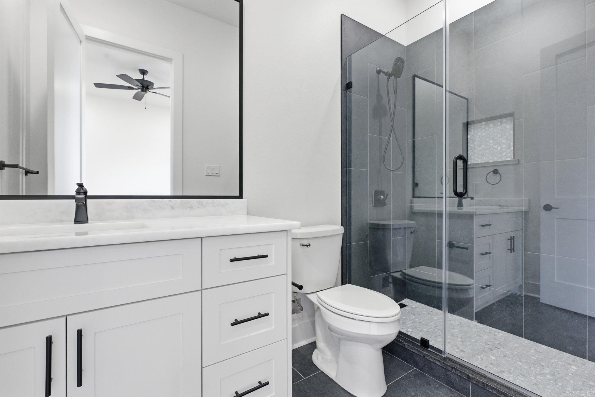 AVILLA MANOR - Residential