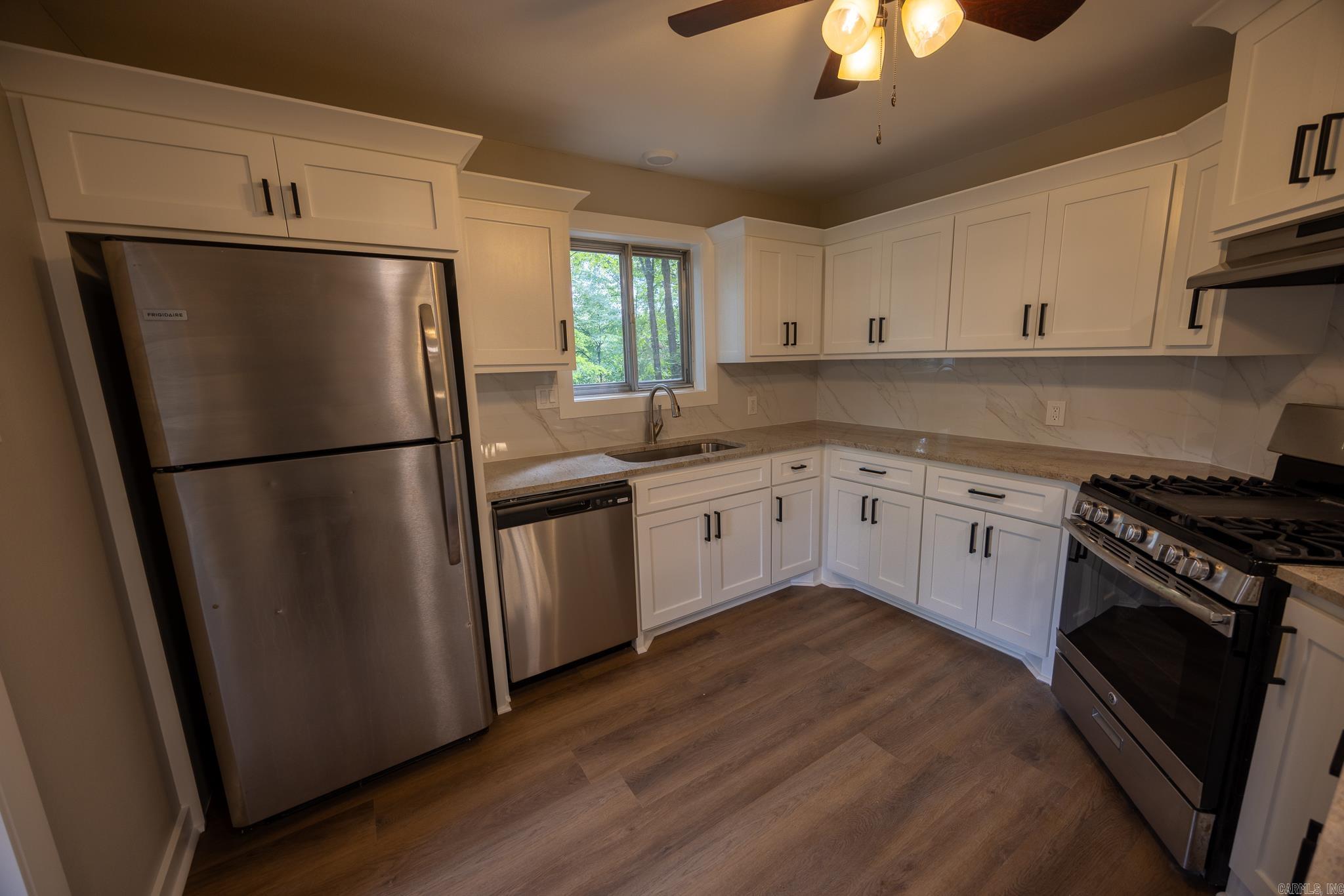 BROOKRIDGE - Residential