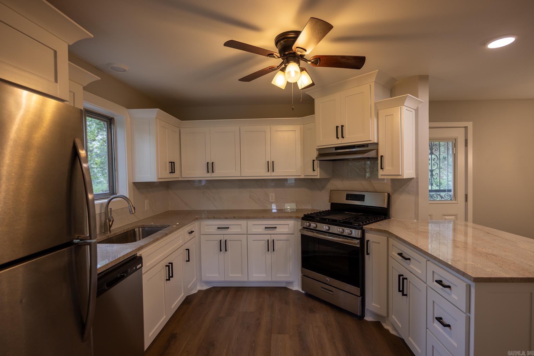 BROOKRIDGE - Residential