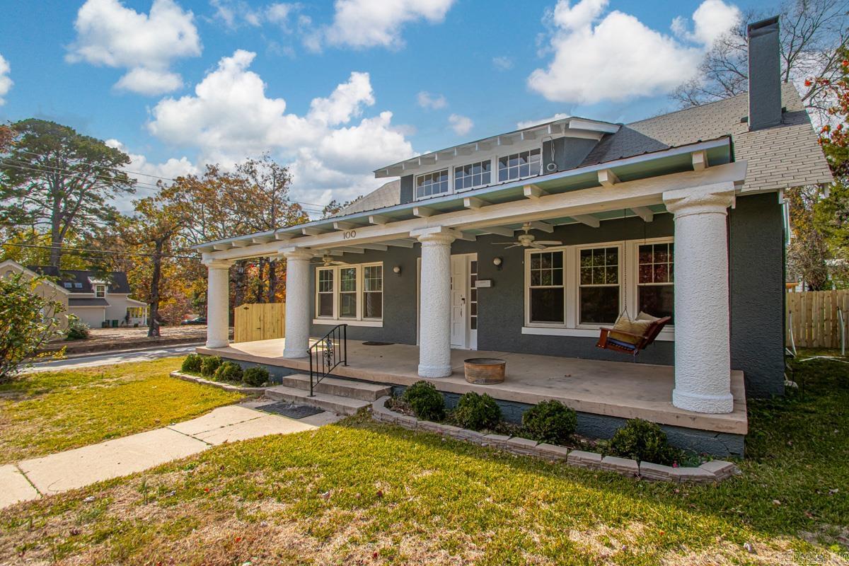 COLONIAL COURT - Residential