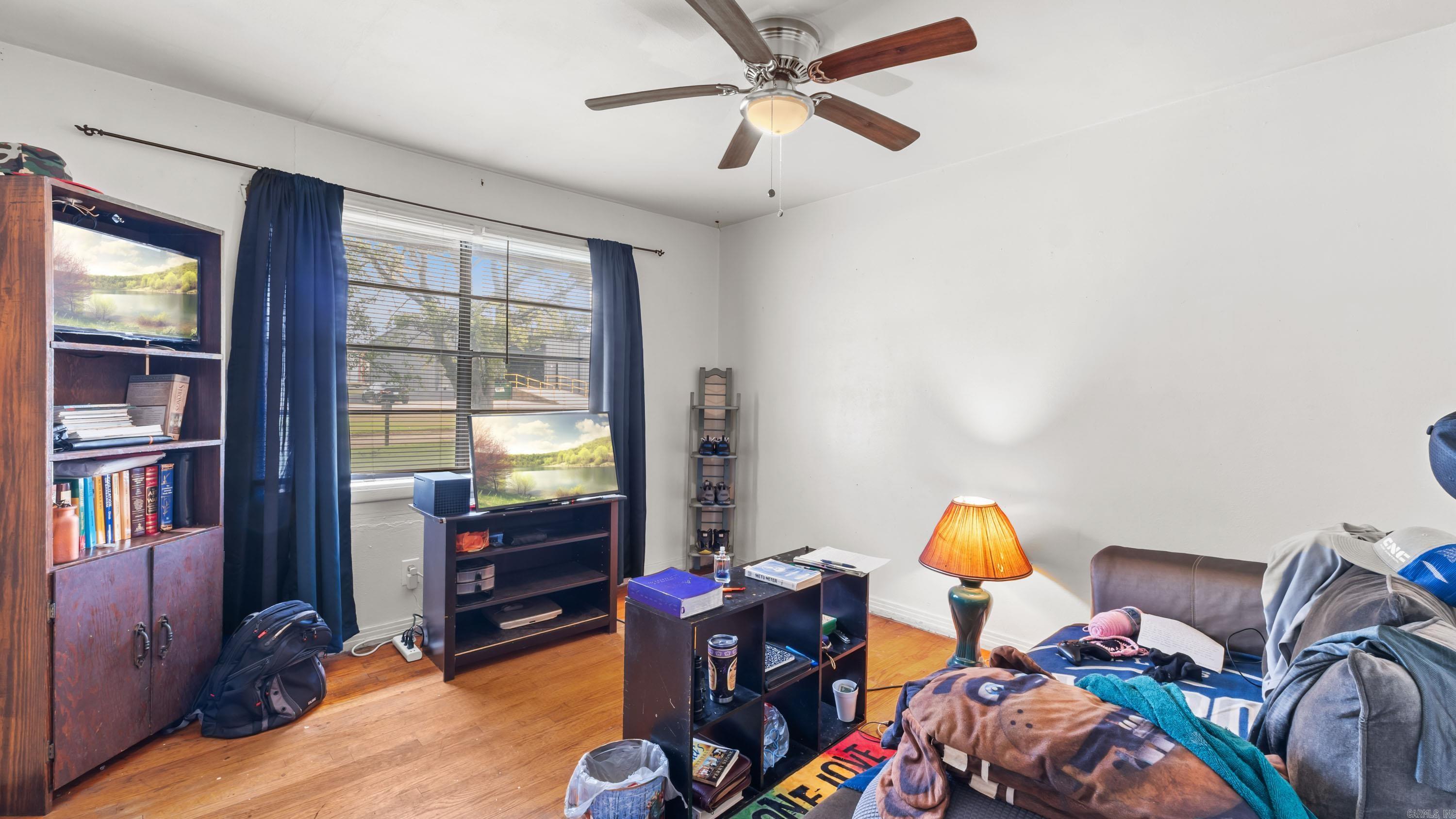 TEXARKANA LOAN & TRUST - Residential