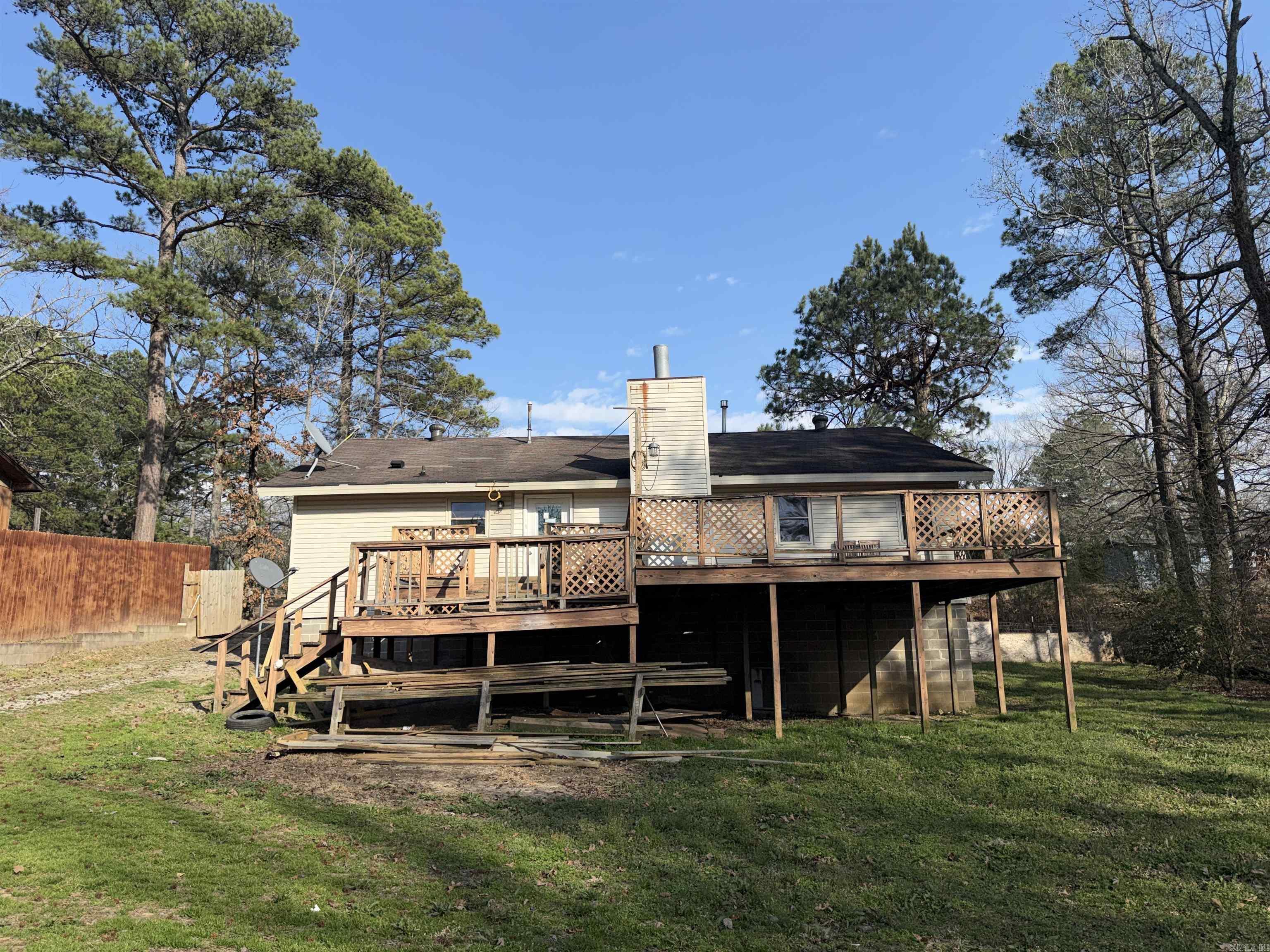 ARCHWOOD MANOR - Residential