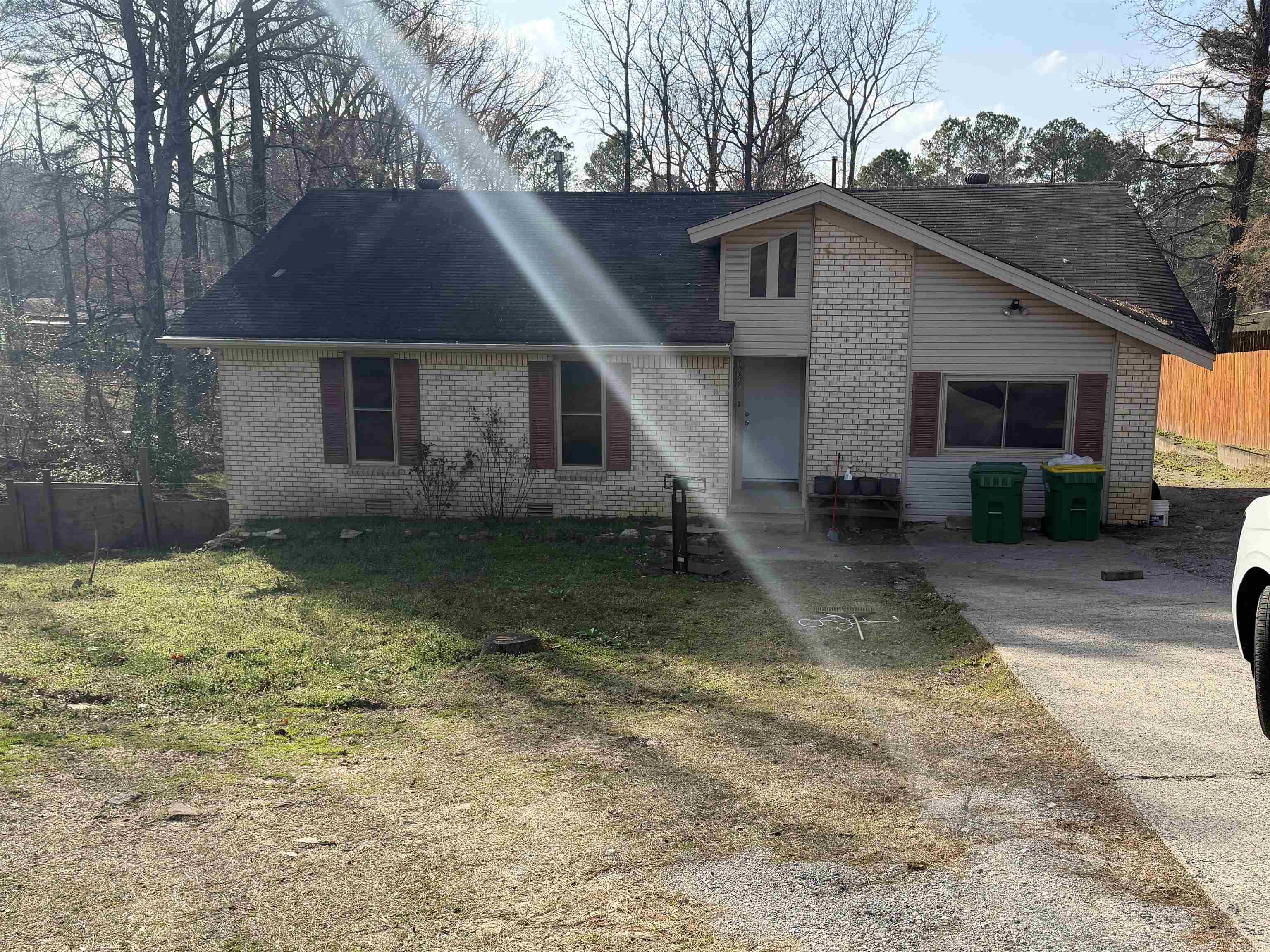 ARCHWOOD MANOR - Residential