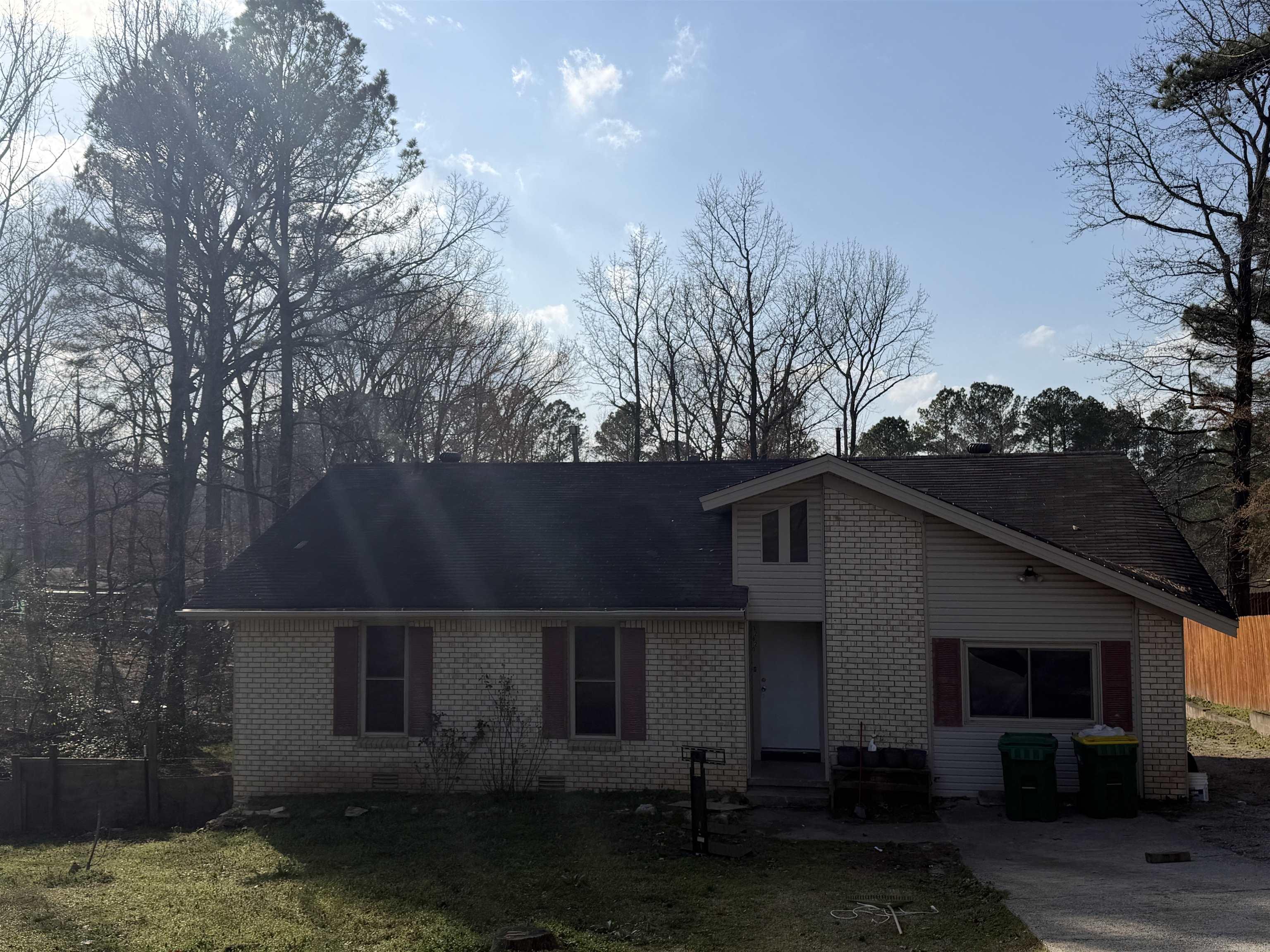 ARCHWOOD MANOR - Residential