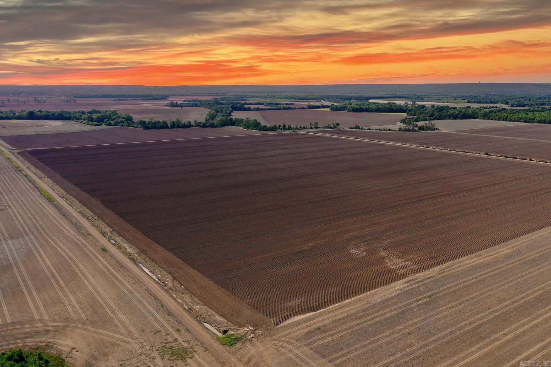 Metes & Bounds - Farm