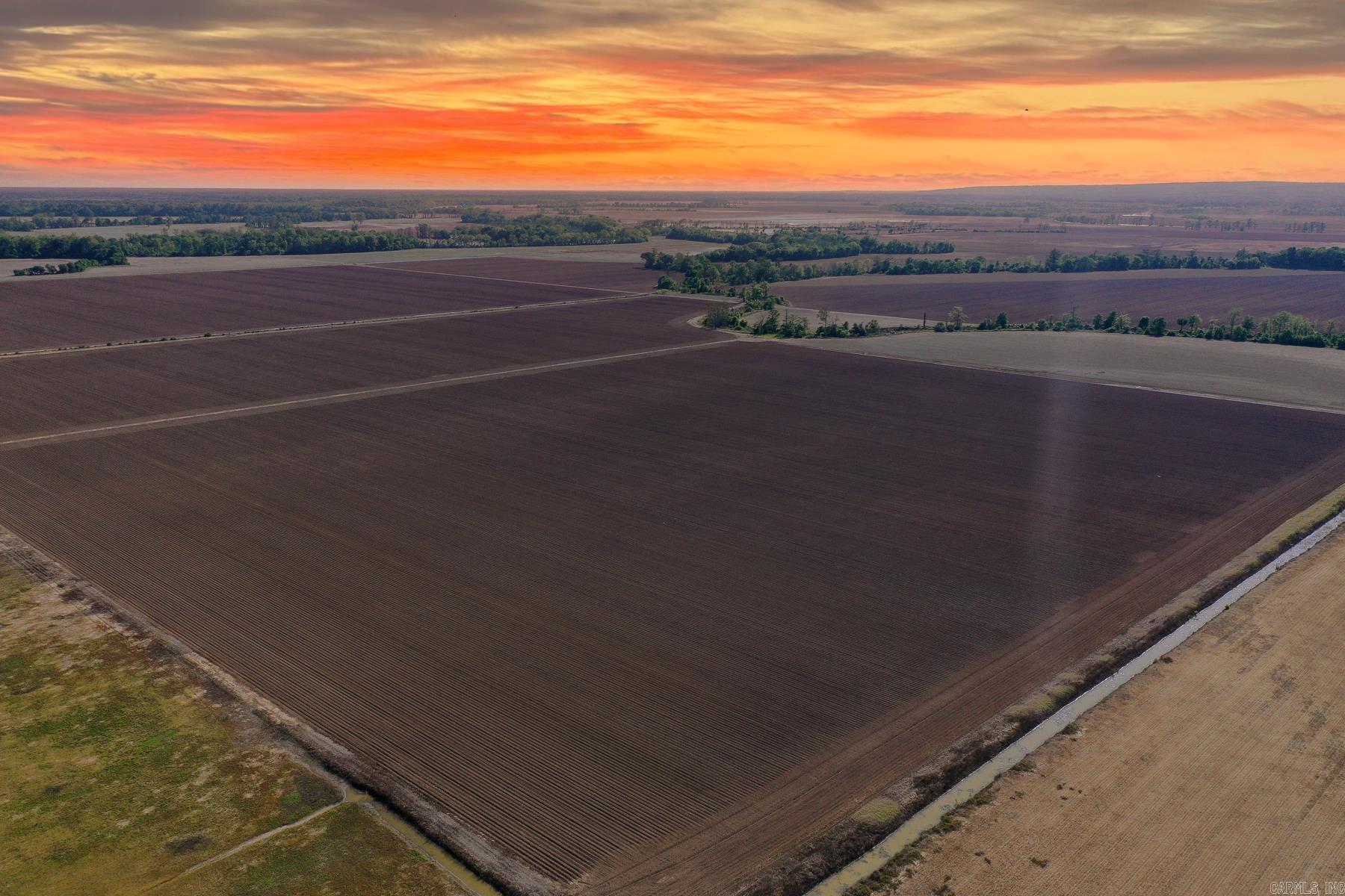 Metes & Bounds - Farm