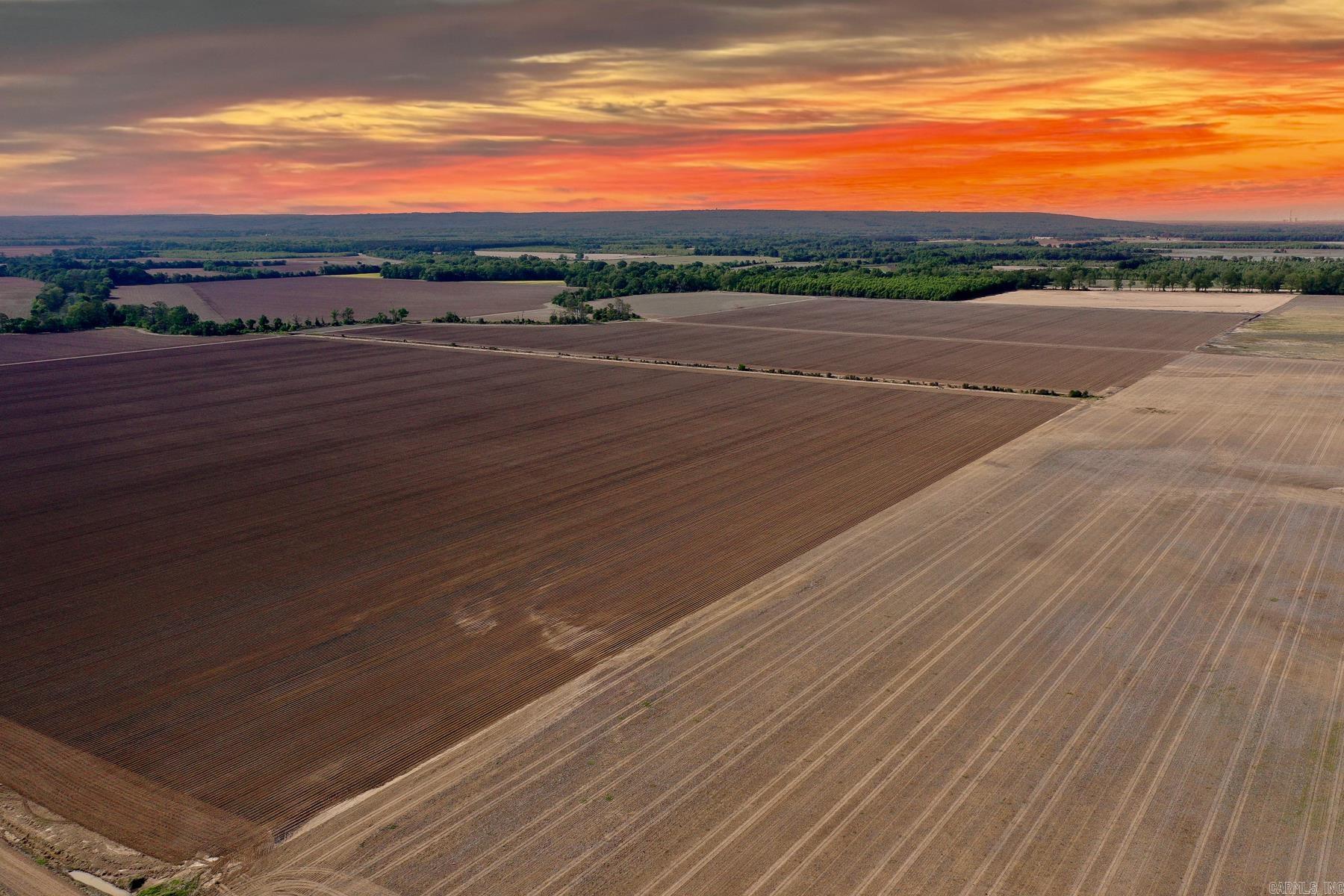 Metes & Bounds - Farm