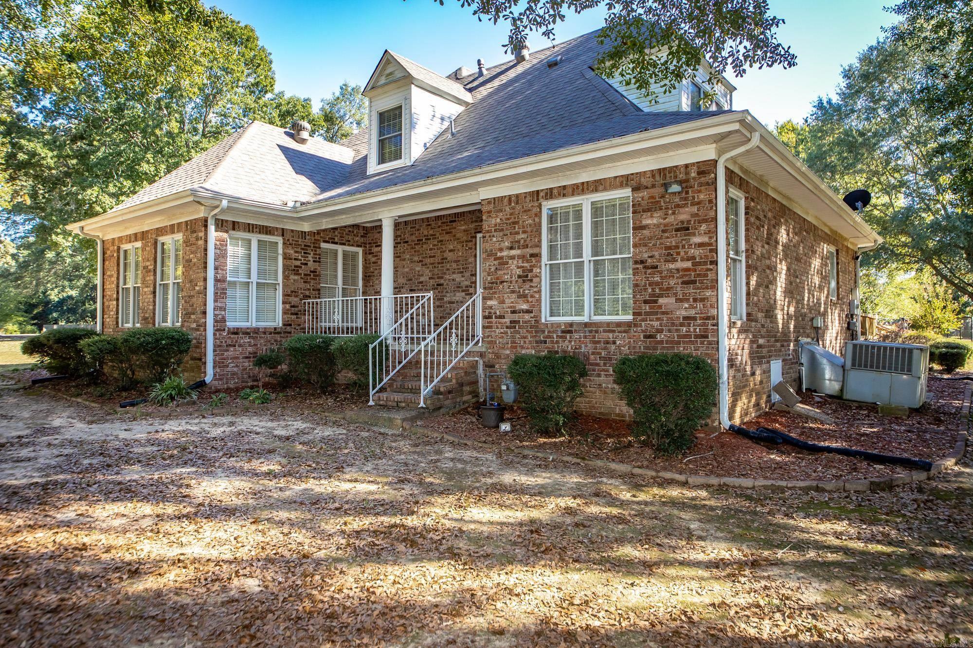 SHADY GROVE - Residential