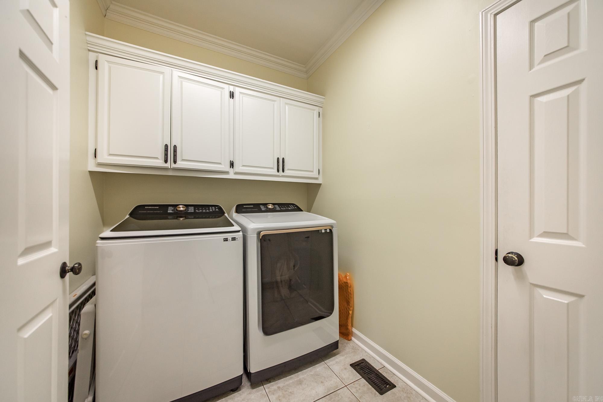 SHADY GROVE - Residential